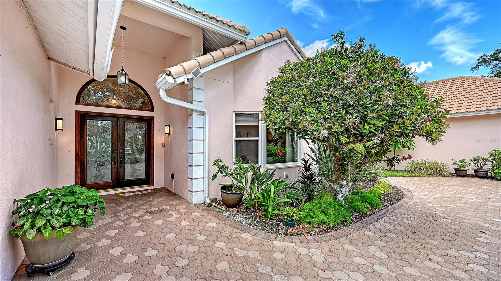 5476 GOLF POINTE DR — photo 5