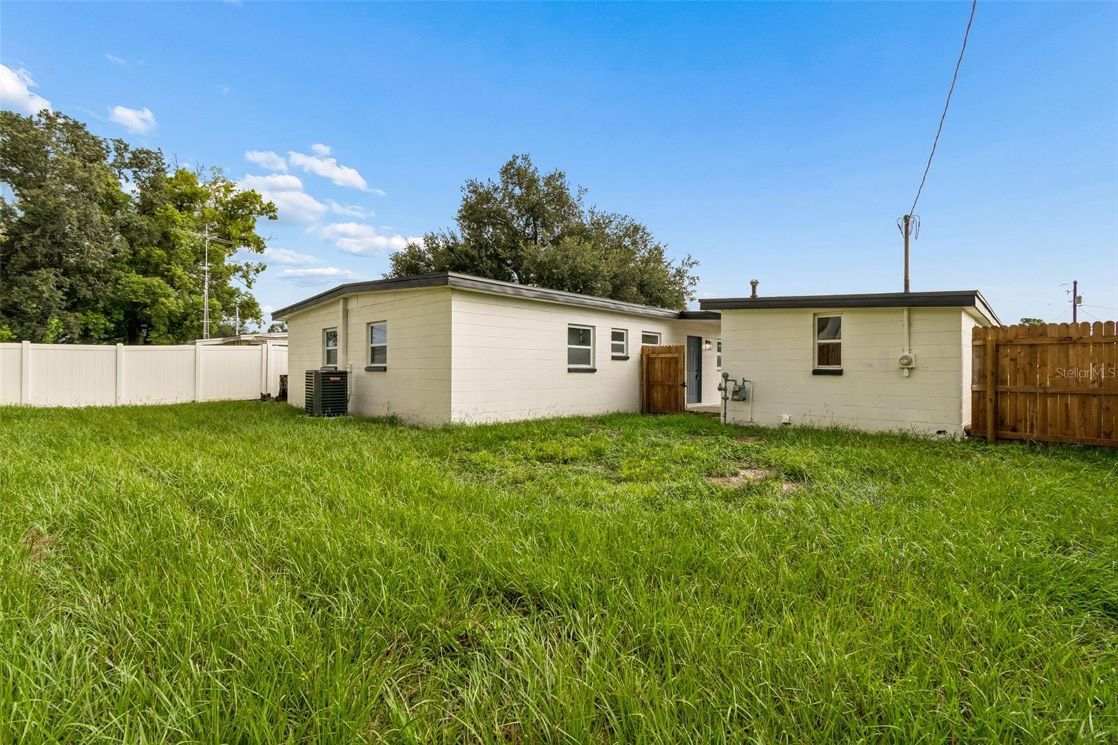 7812 EGYPT LAKE DR — photo 35