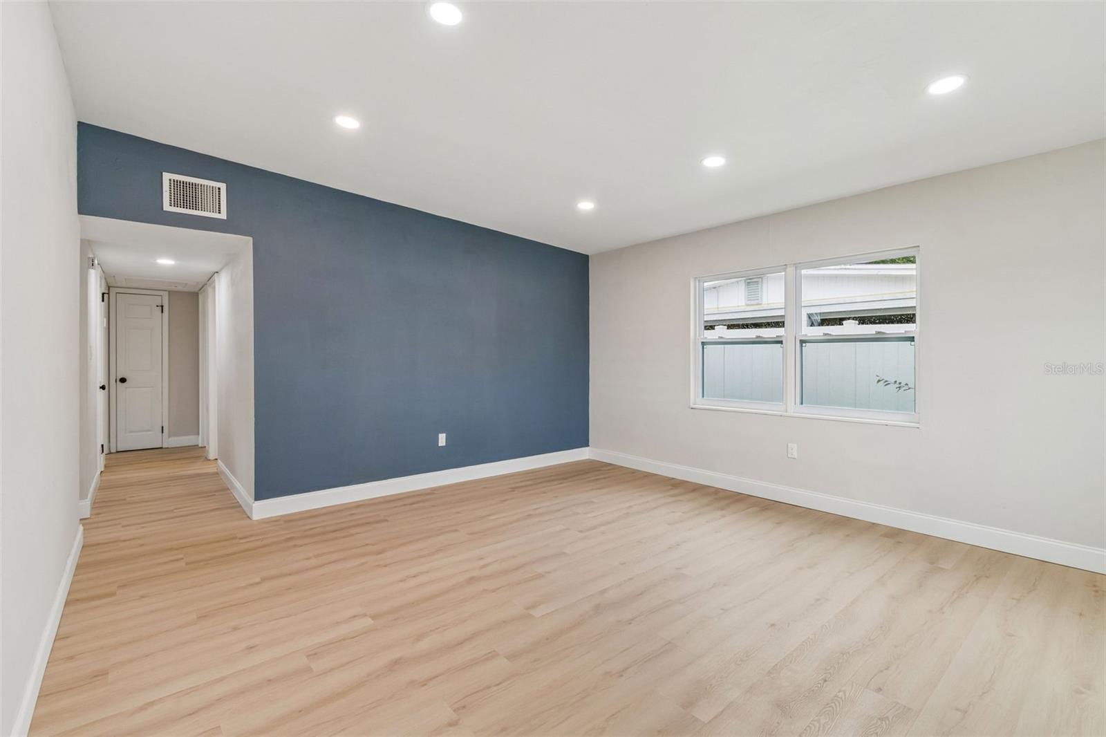 7812 EGYPT LAKE DR — photo 16