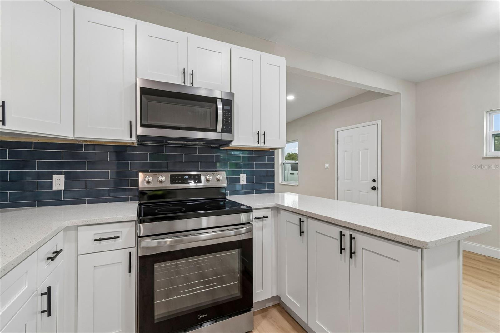 7812 EGYPT LAKE DR — photo 11