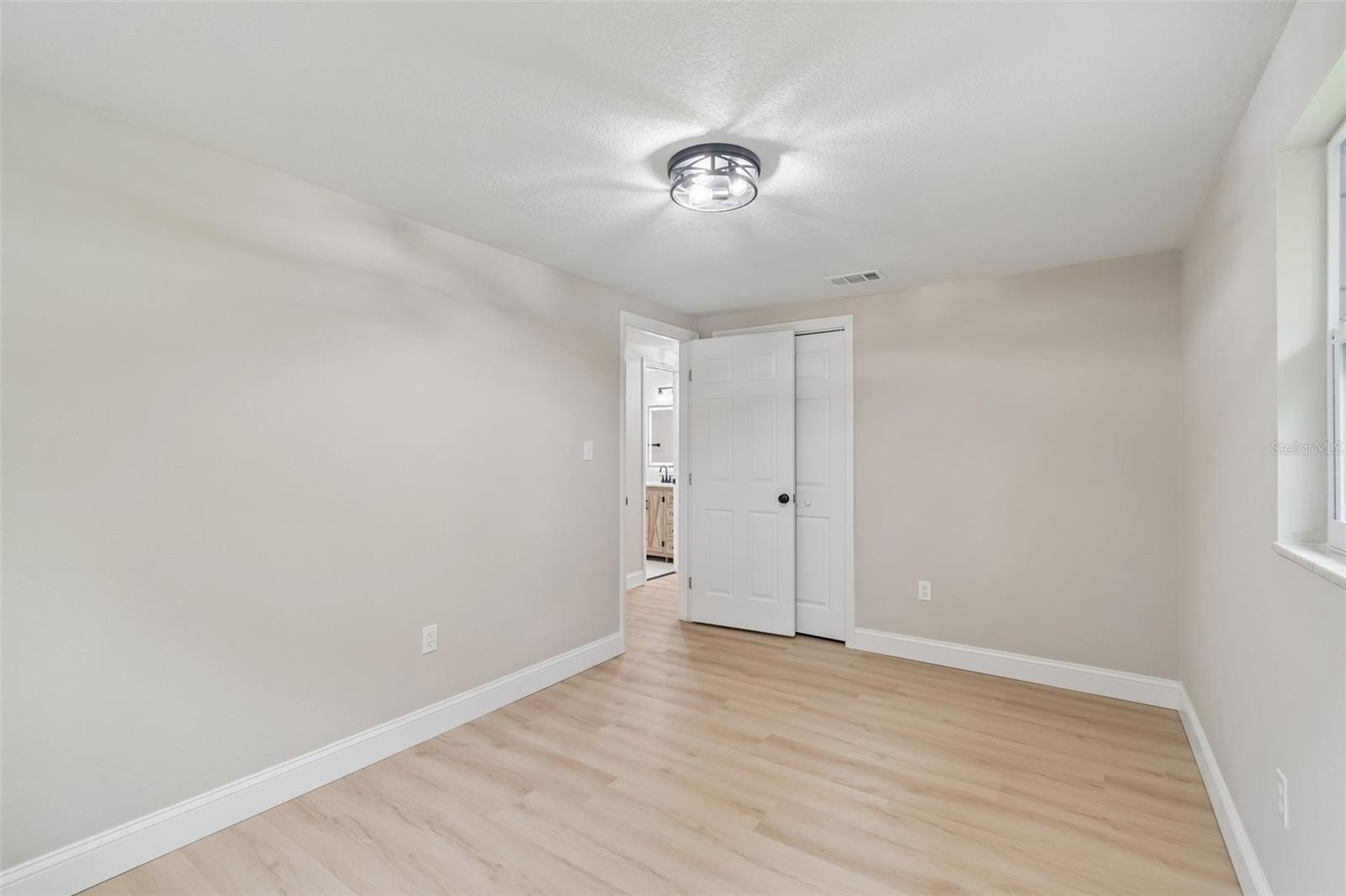 4504 ASHMORE DR — photo 38