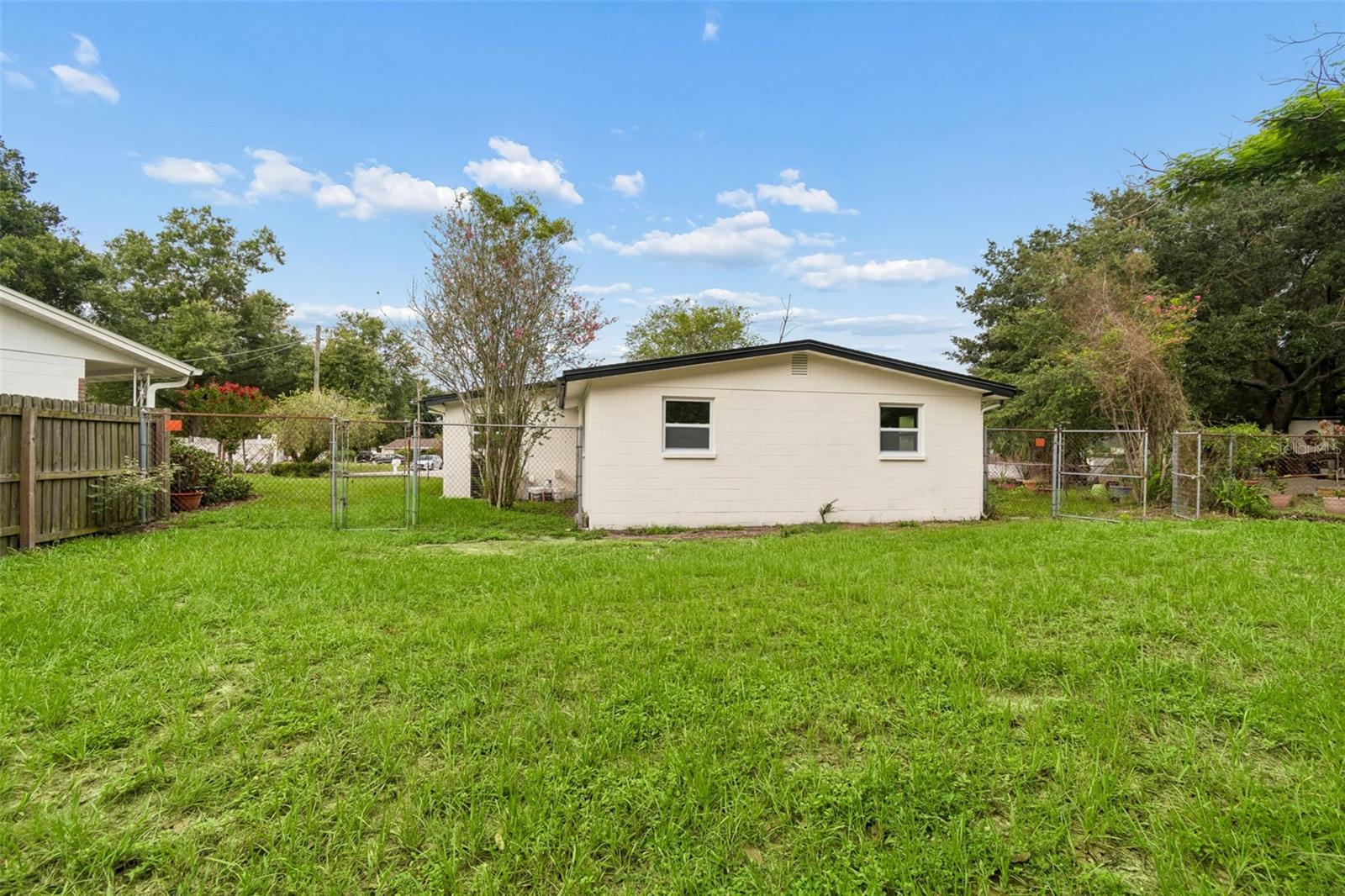4504 ASHMORE DR — photo 44