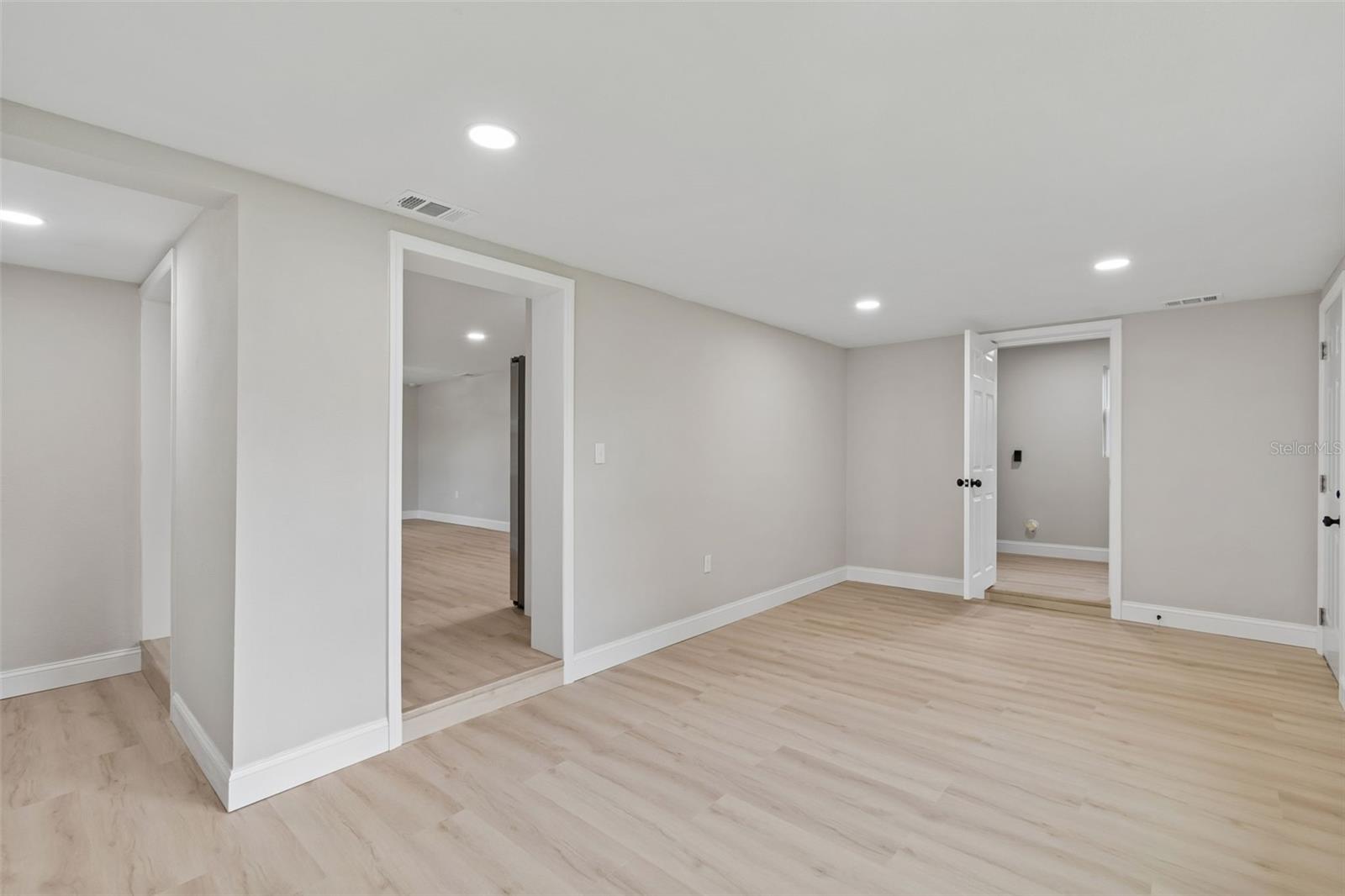 4504 ASHMORE DR — photo 22