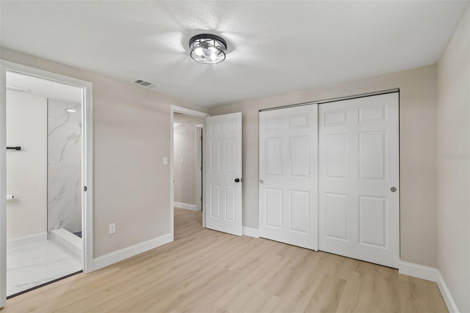 4504 ASHMORE DR — photo 31