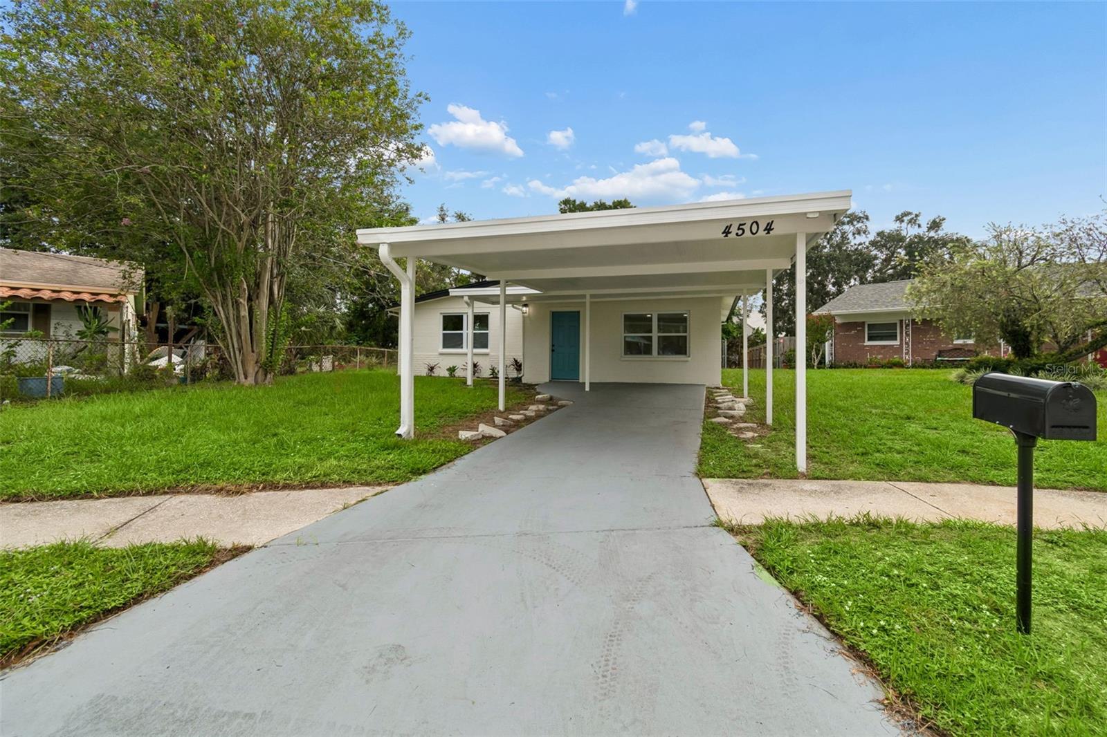 4504 ASHMORE DR — photo 2