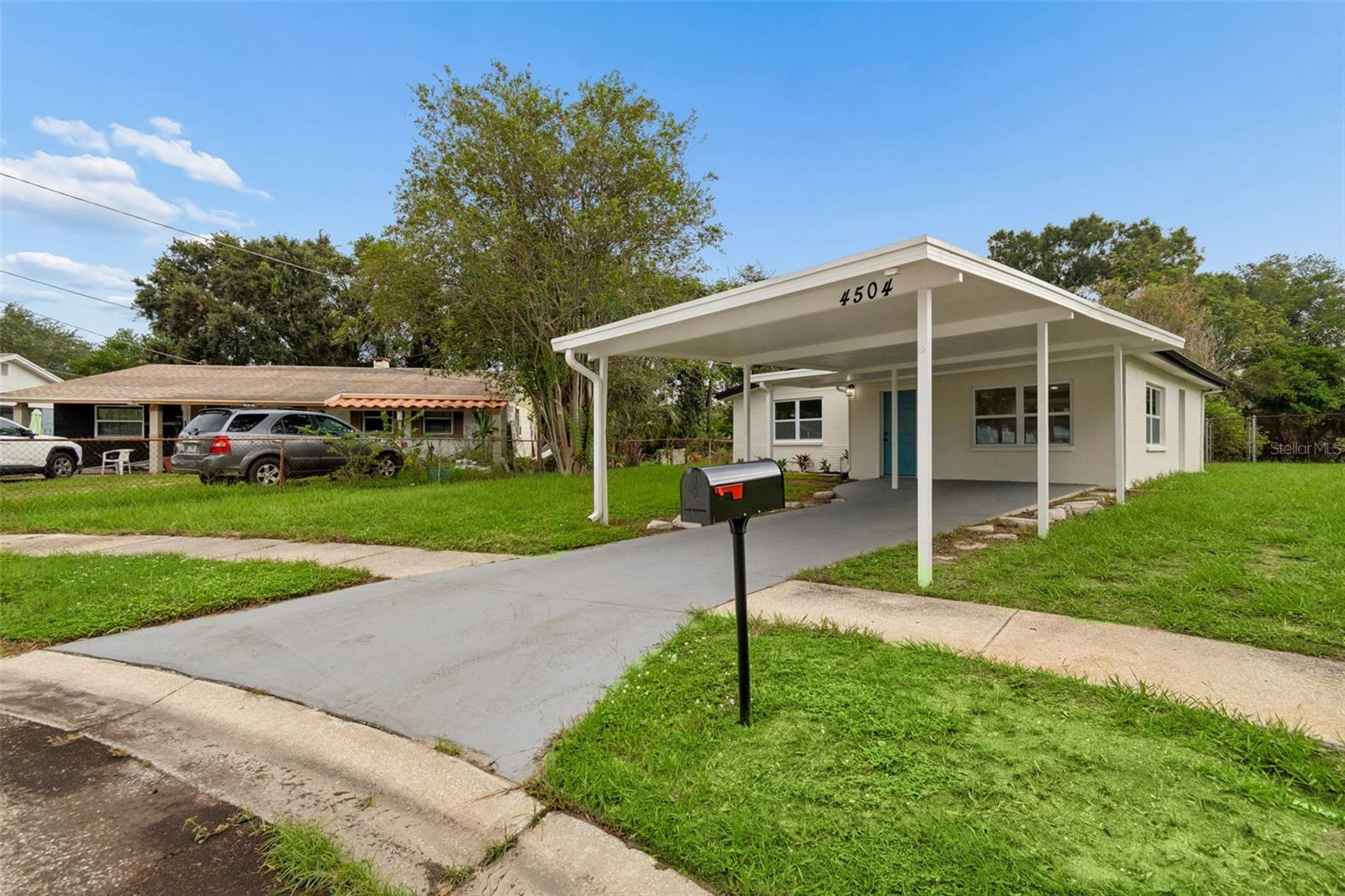 4504 ASHMORE DR — photo 3