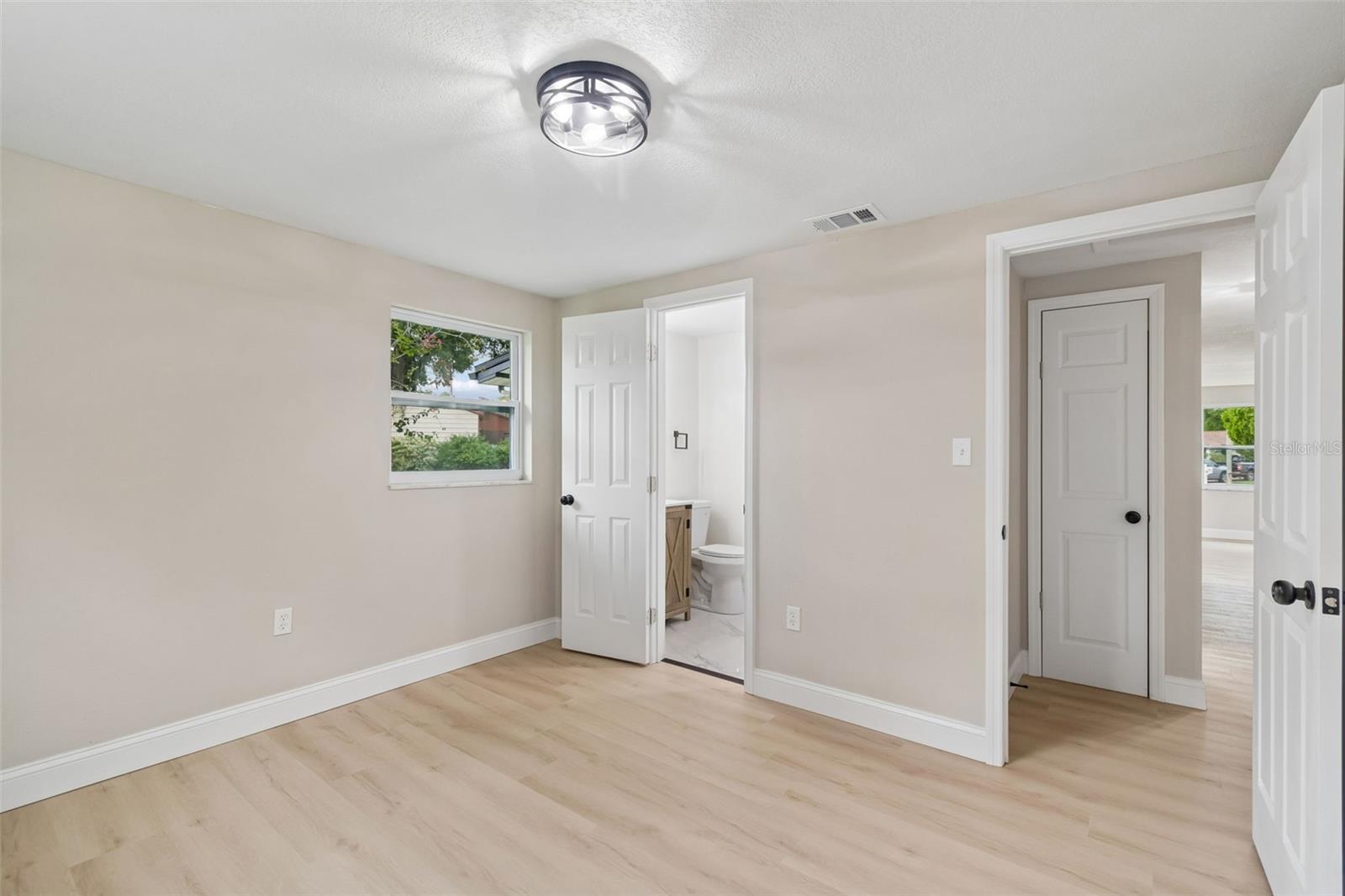 4504 ASHMORE DR — photo 30