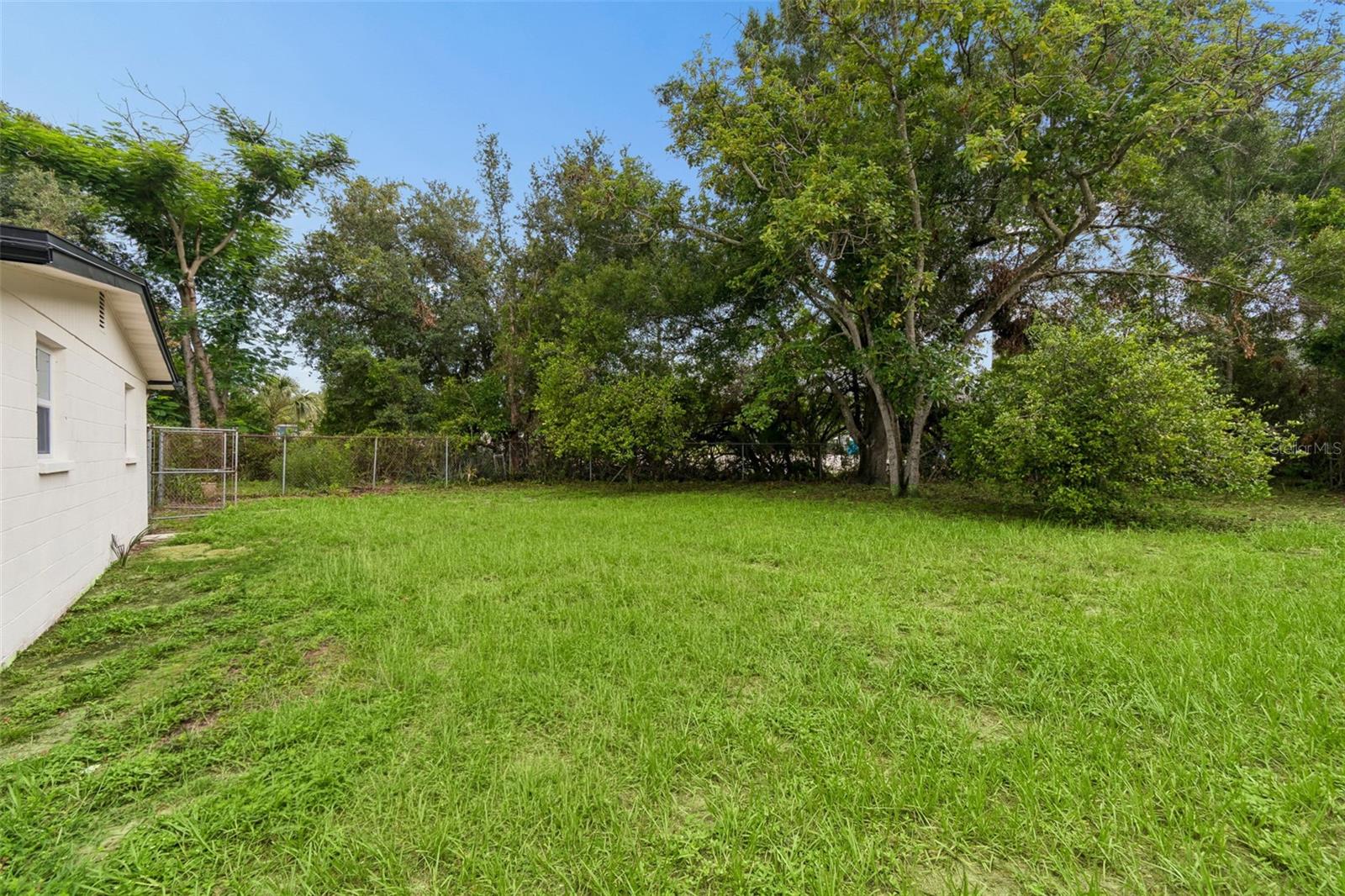 4504 ASHMORE DR — photo 46