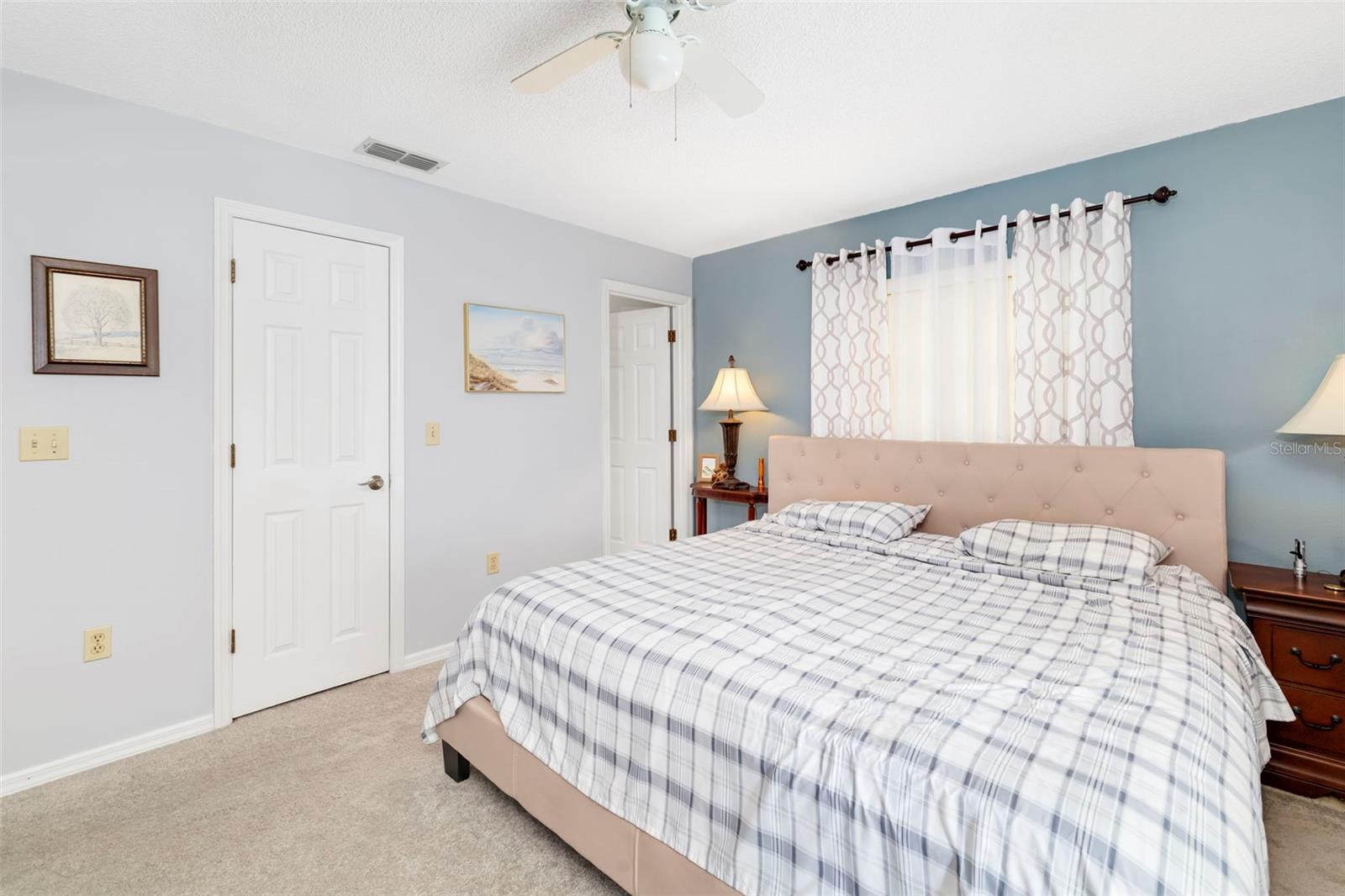 841 BAYPORT CIR — photo 9