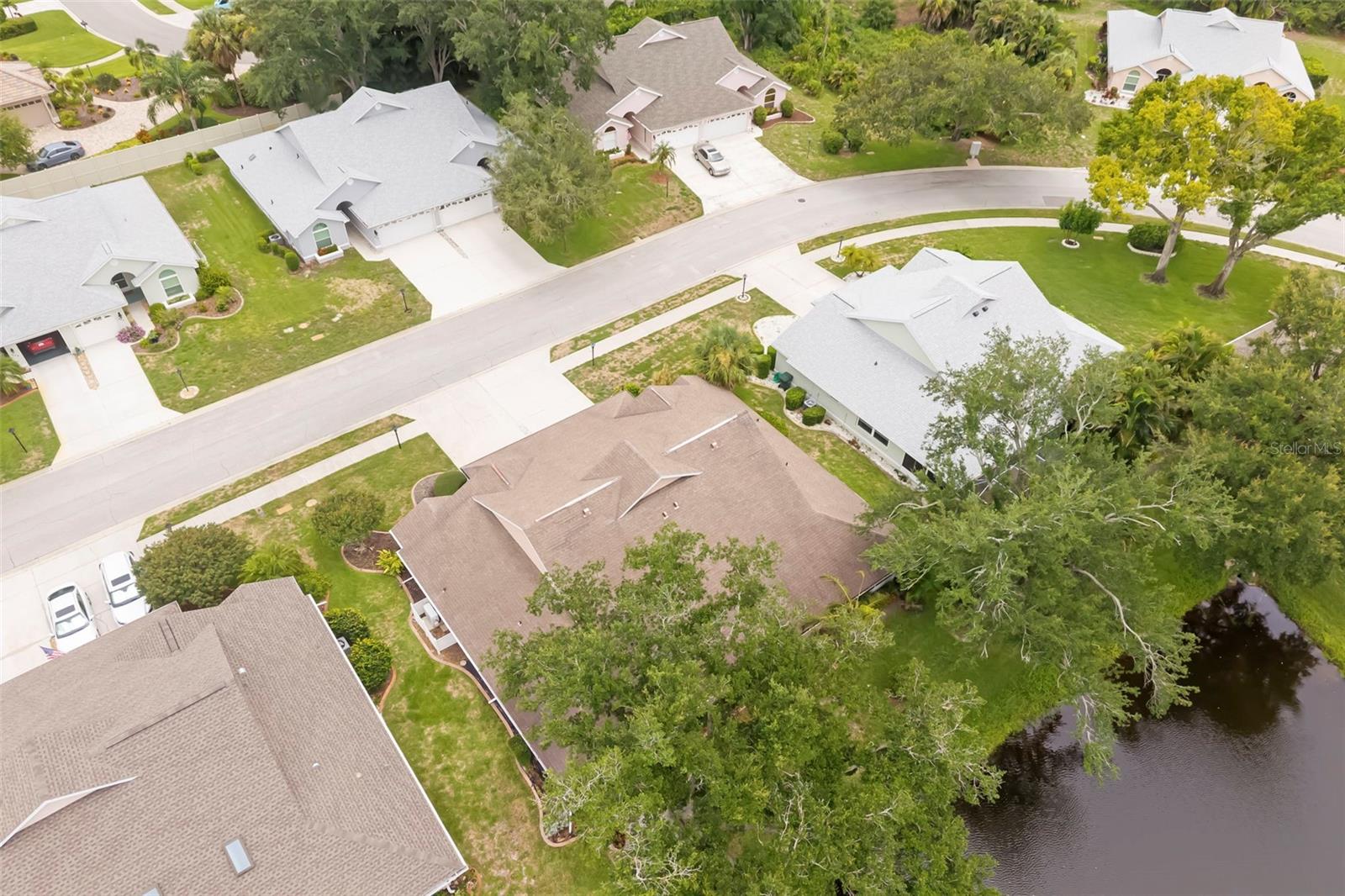 841 BAYPORT CIR — photo 40