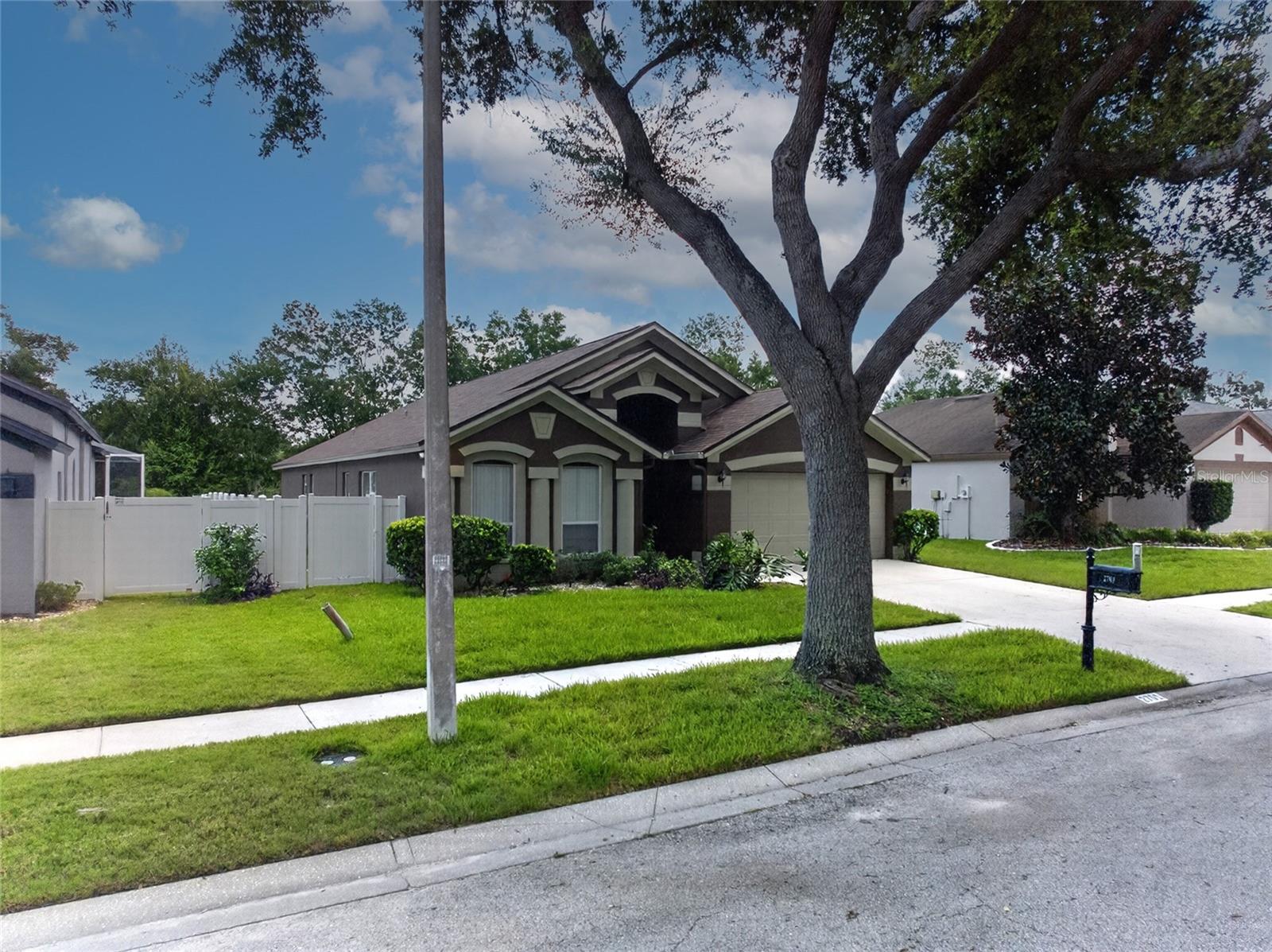 2701 BROOKVILLE DR — photo 36