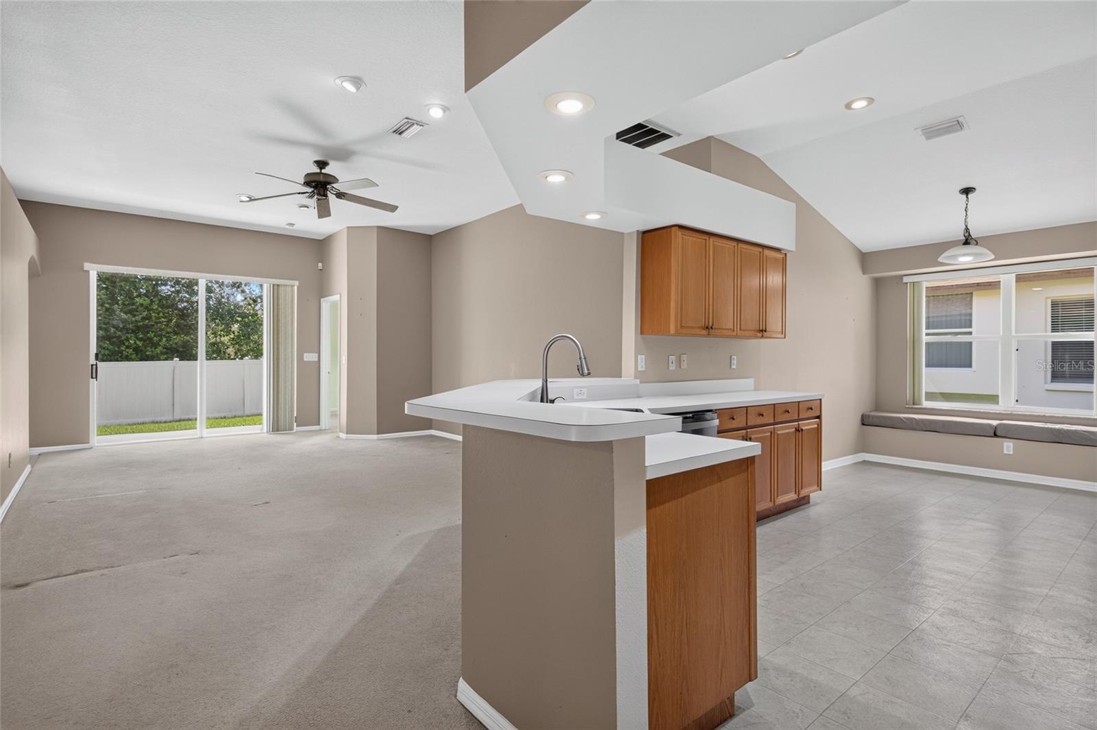 2701 BROOKVILLE DR — photo 8