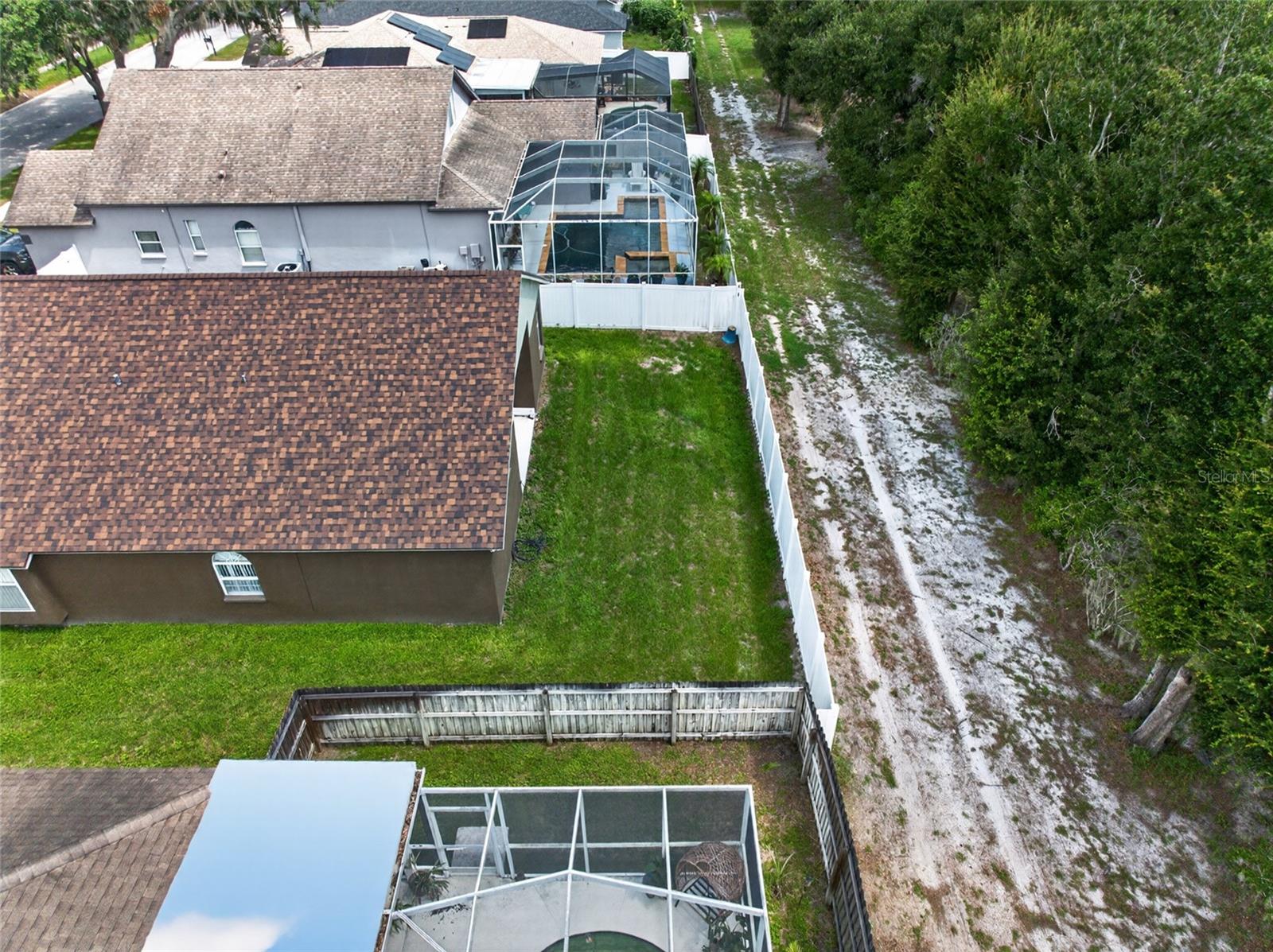 2701 BROOKVILLE DR — photo 37