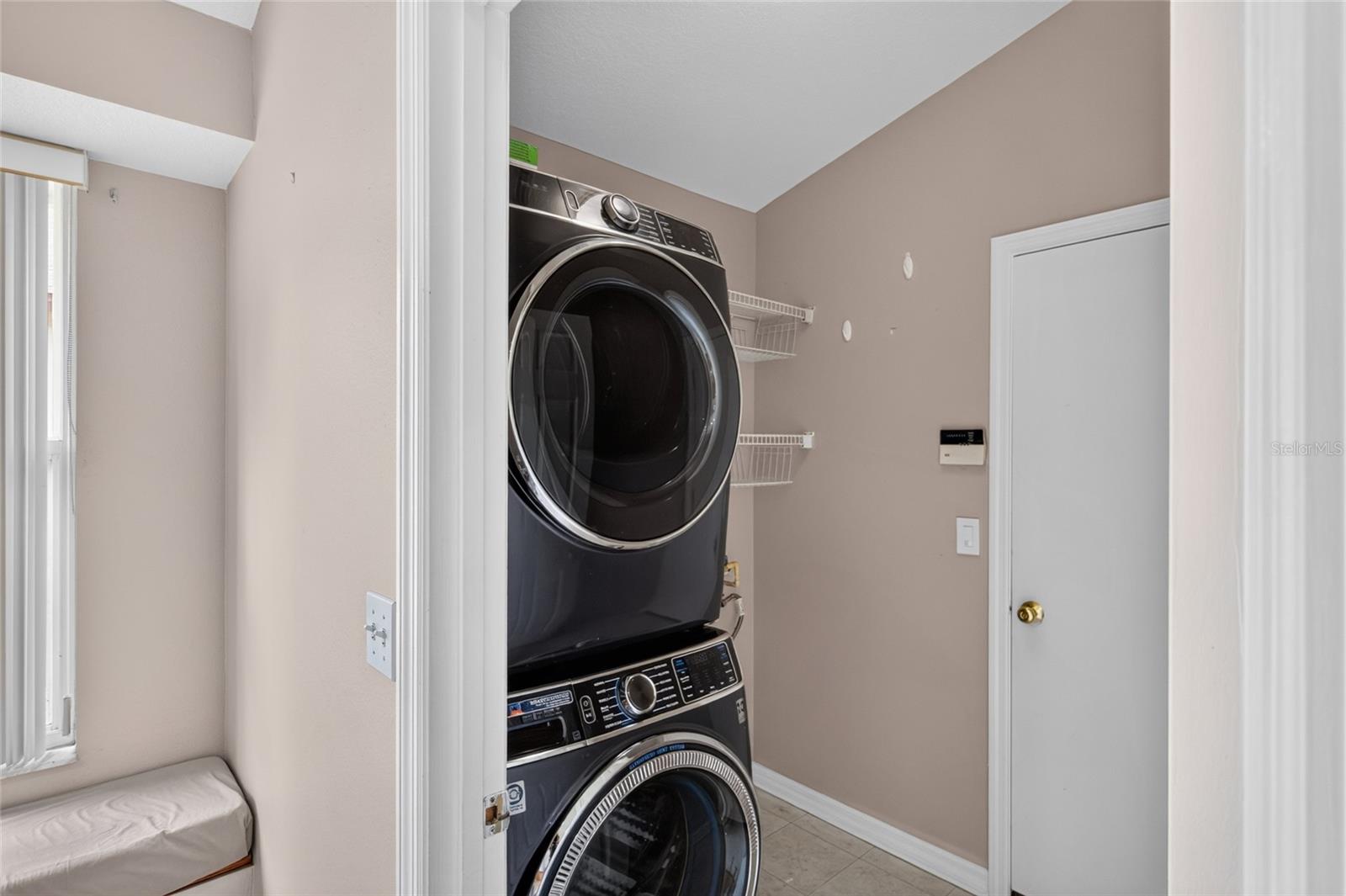 2701 BROOKVILLE DR — photo 13