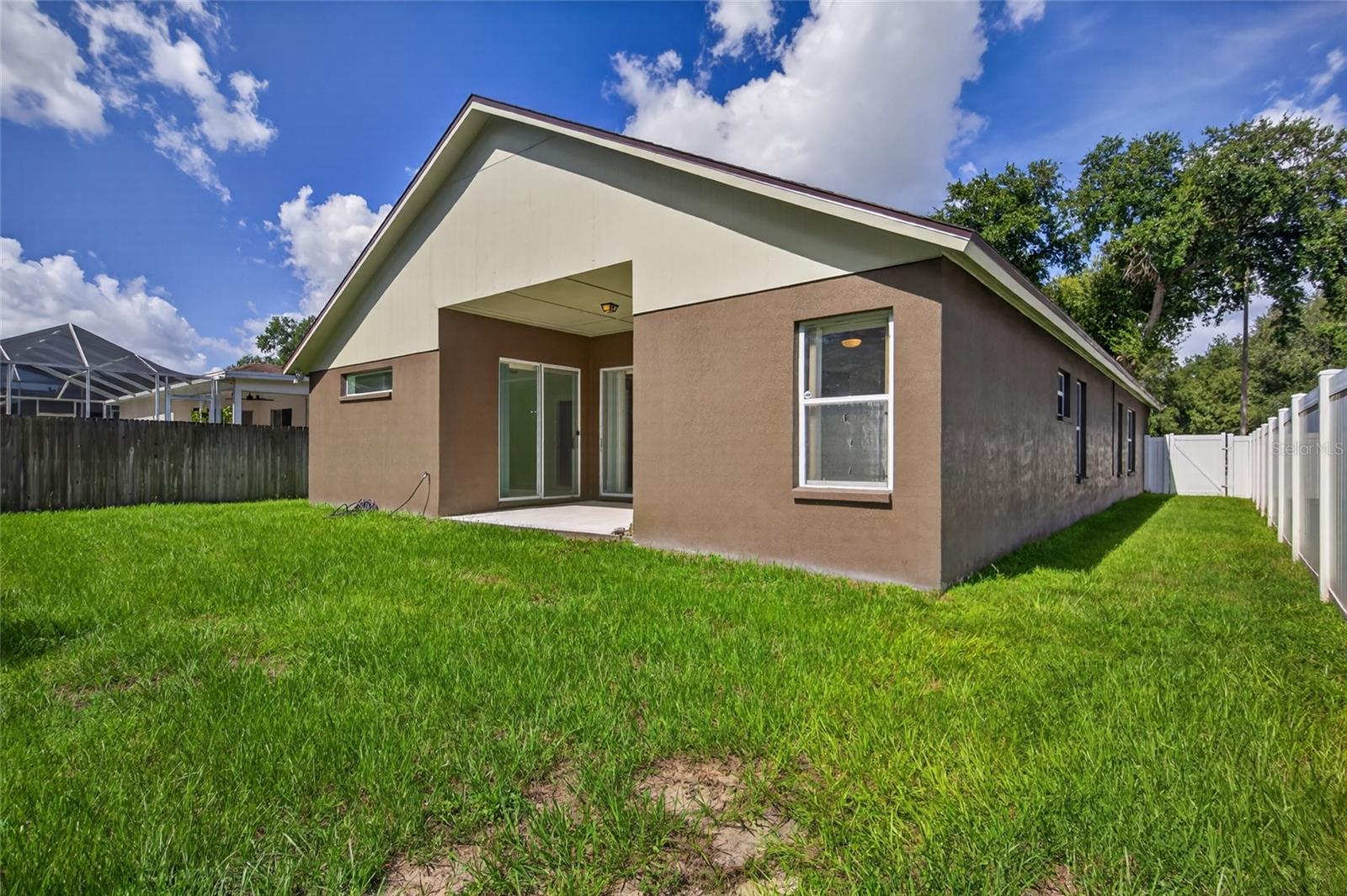 2701 BROOKVILLE DR — photo 34
