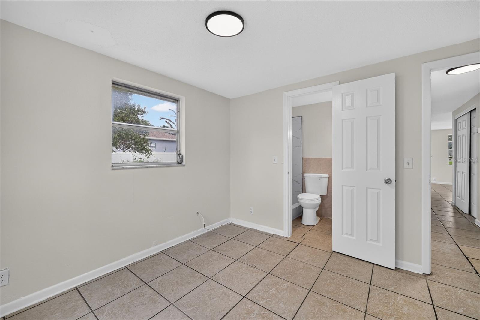 3311 E CHELSEA ST — photo 17