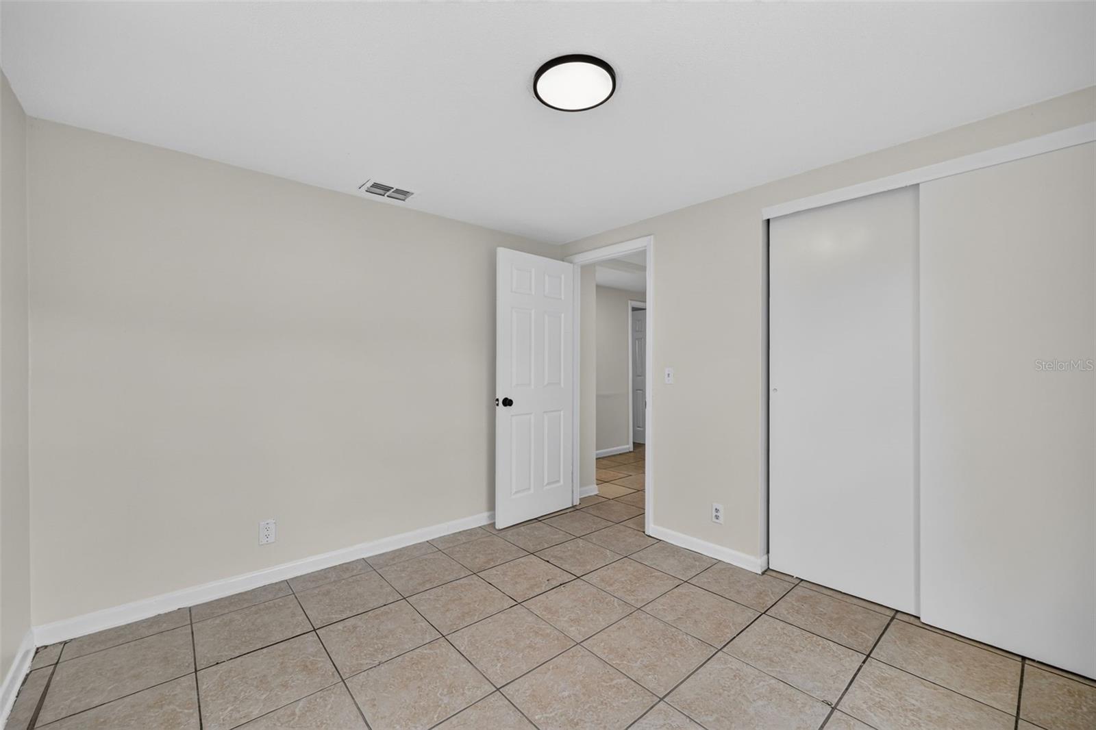 3311 E CHELSEA ST — photo 22