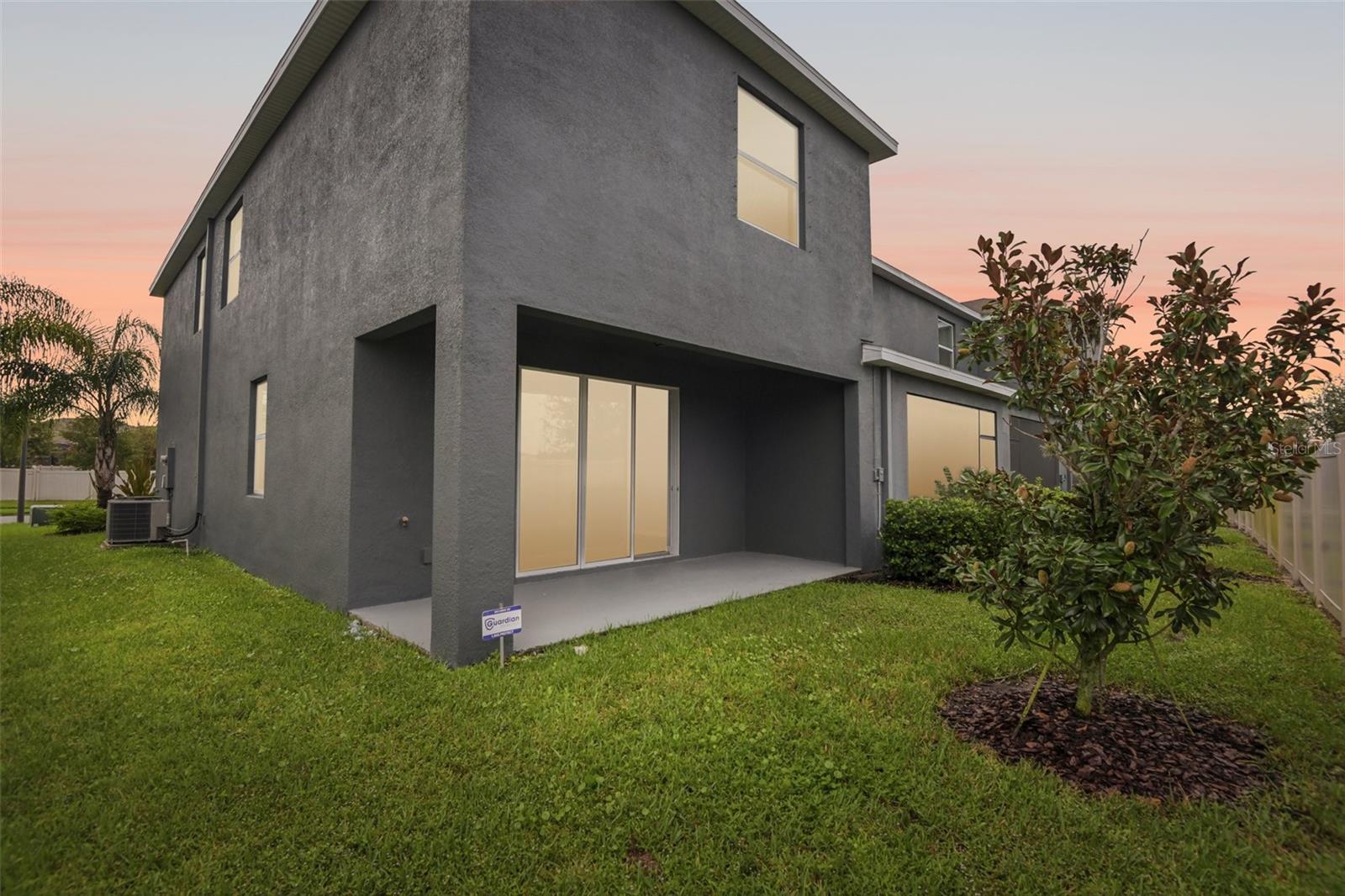 2685 SUNCOAST BLEND DR — photo 36