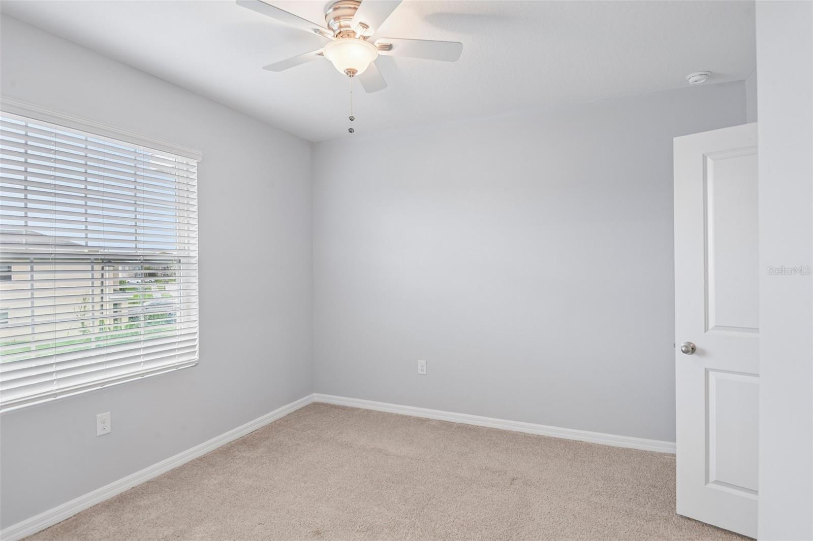 2685 SUNCOAST BLEND DR — photo 26