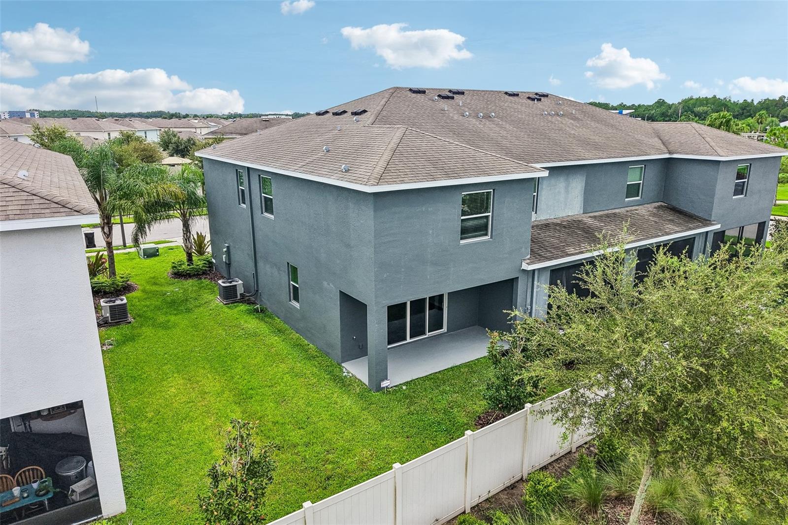 2685 SUNCOAST BLEND DR — photo 38