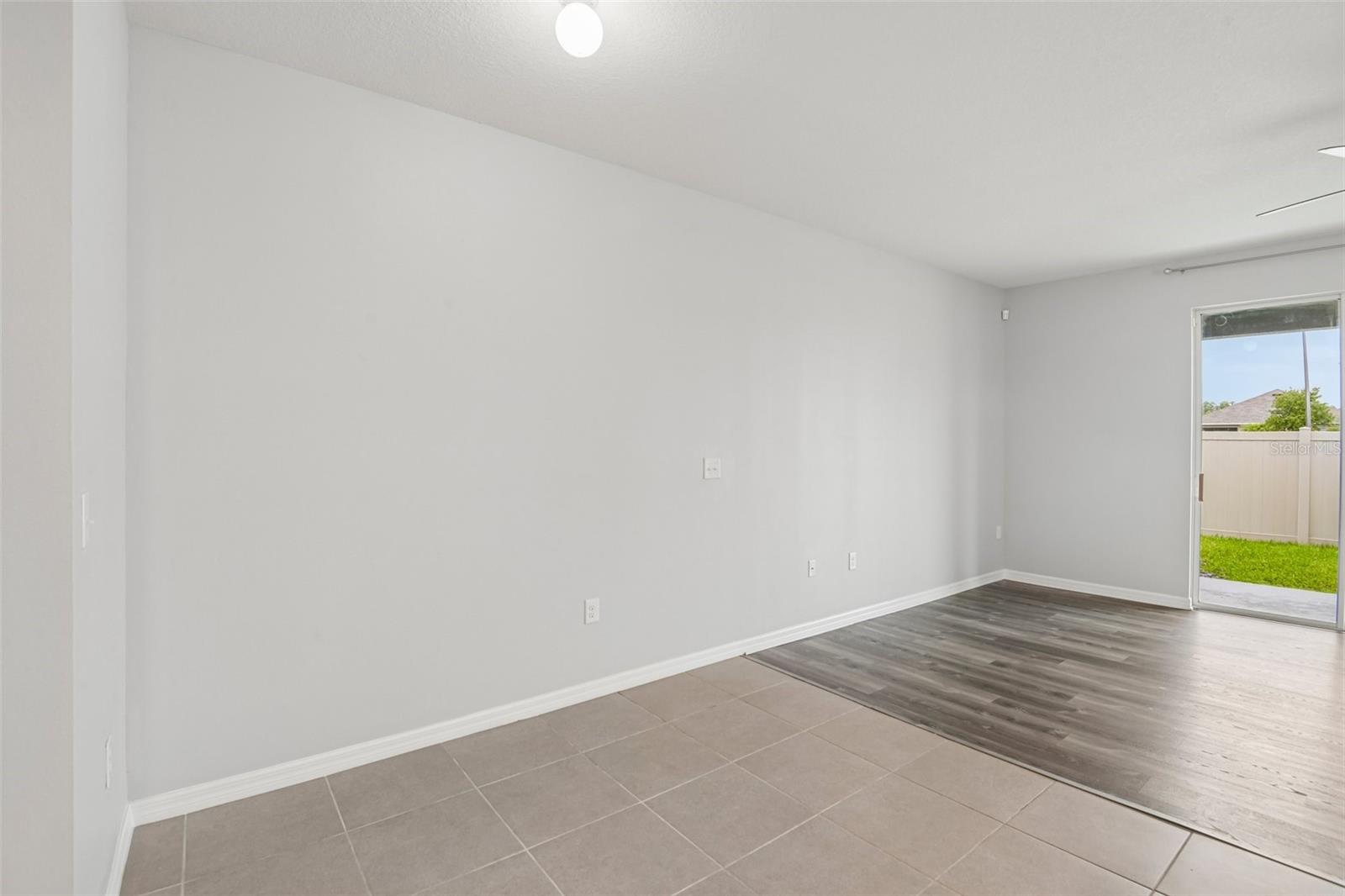 2685 SUNCOAST BLEND DR — photo 16