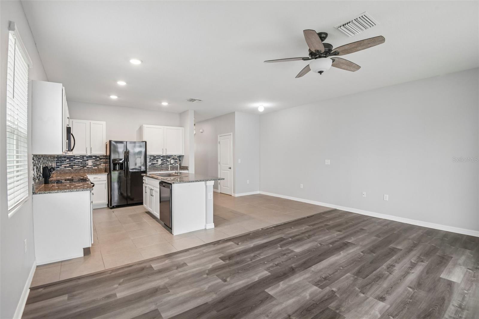 2685 SUNCOAST BLEND DR — photo 15