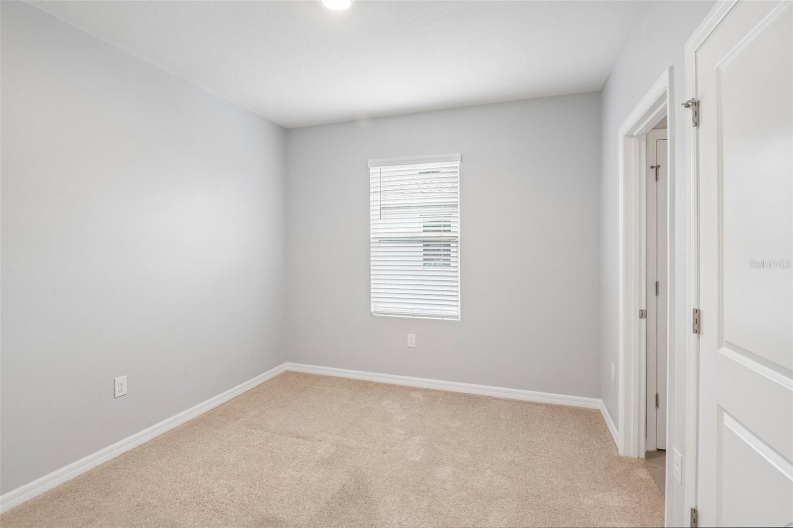 2685 SUNCOAST BLEND DR — photo 29