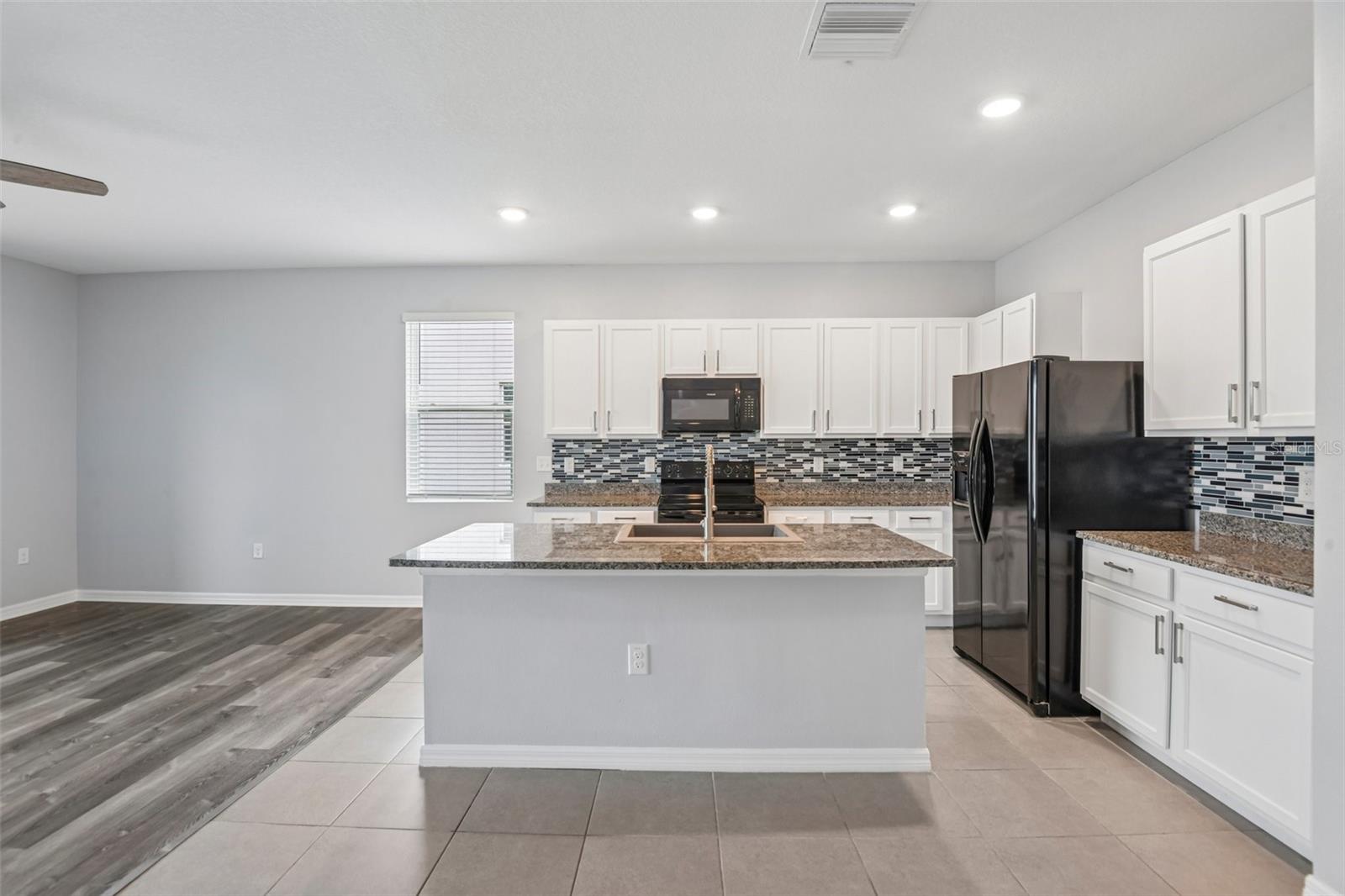 2685 SUNCOAST BLEND DR — photo 13