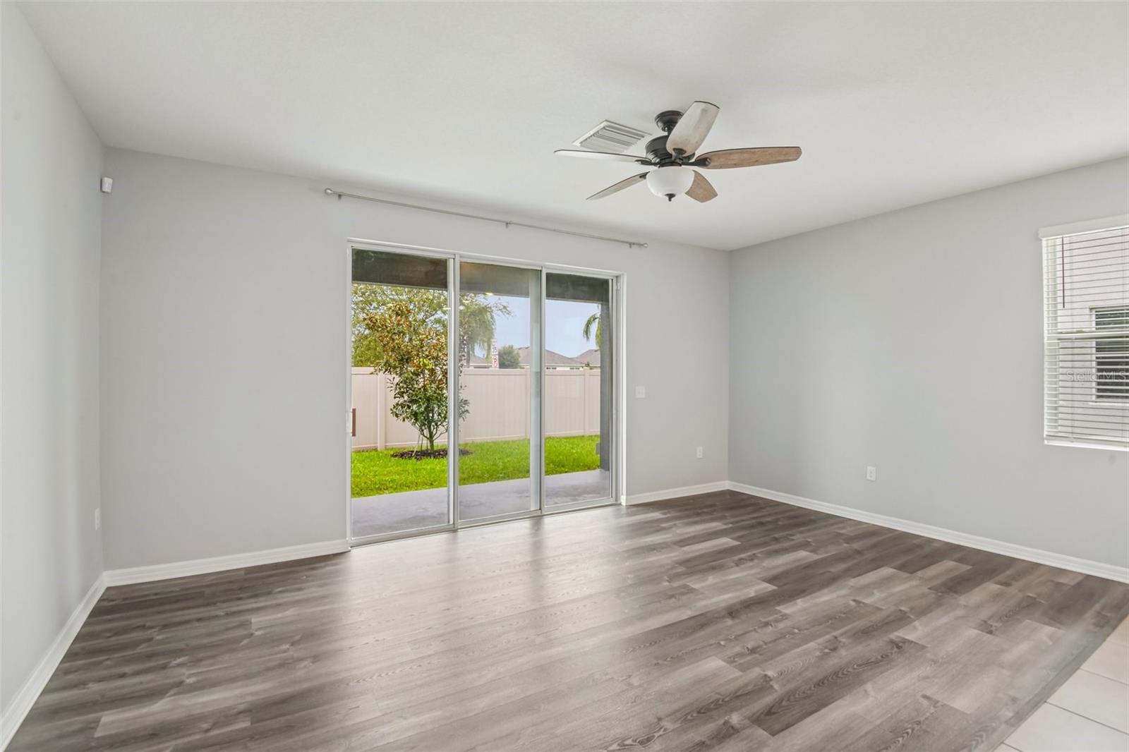 2685 SUNCOAST BLEND DR — photo 18