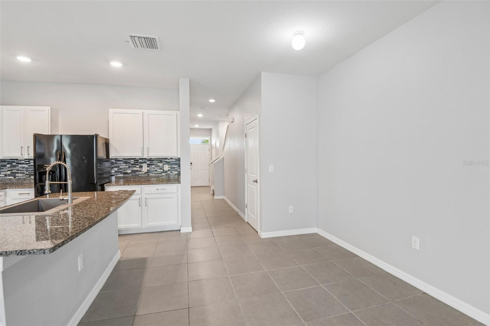 2685 SUNCOAST BLEND DR — photo 9