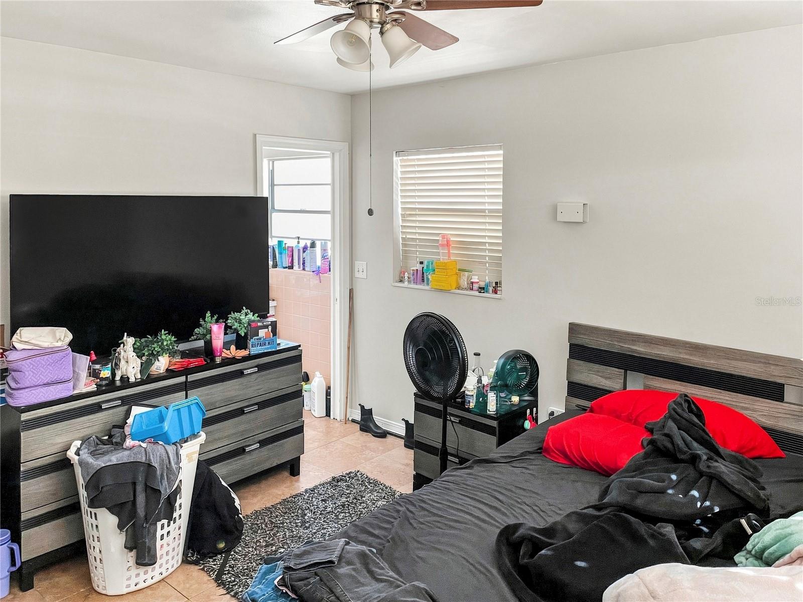 8410 N GRADY AVE — photo 11
