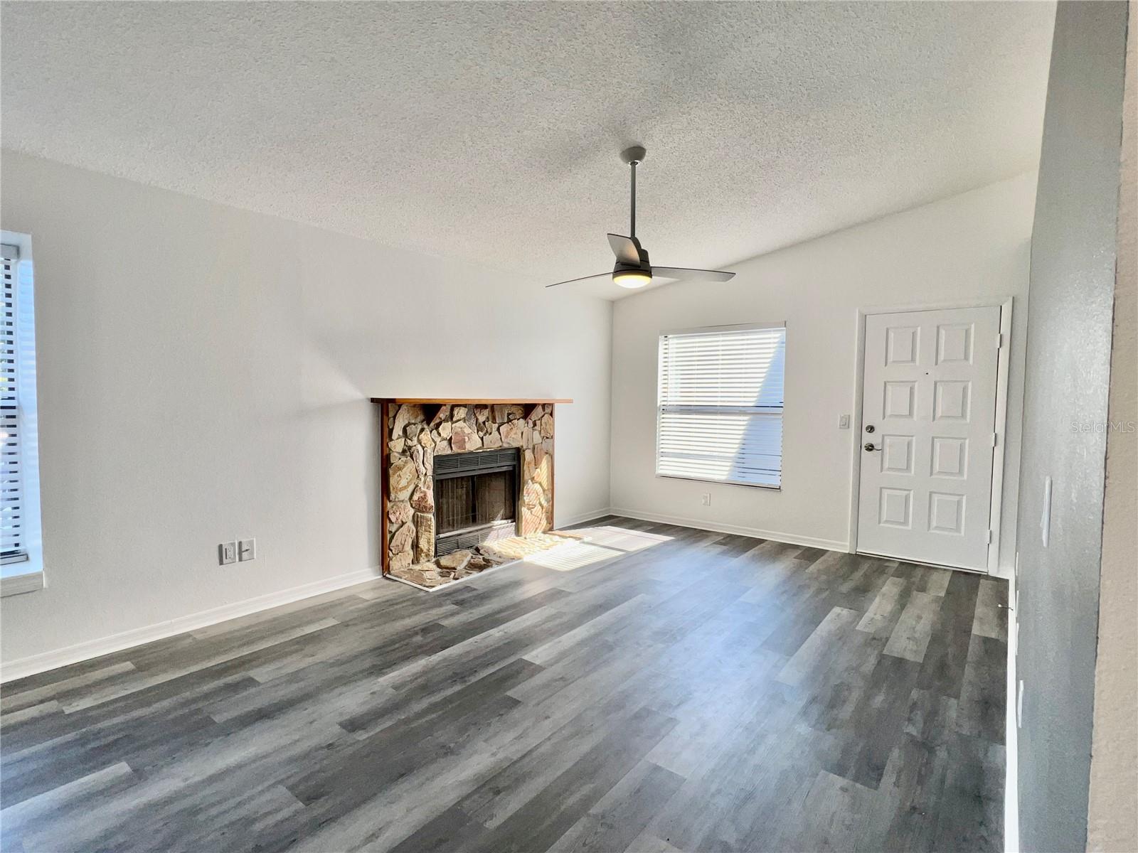 4025 ANGEL OAK CT #203 — photo 10