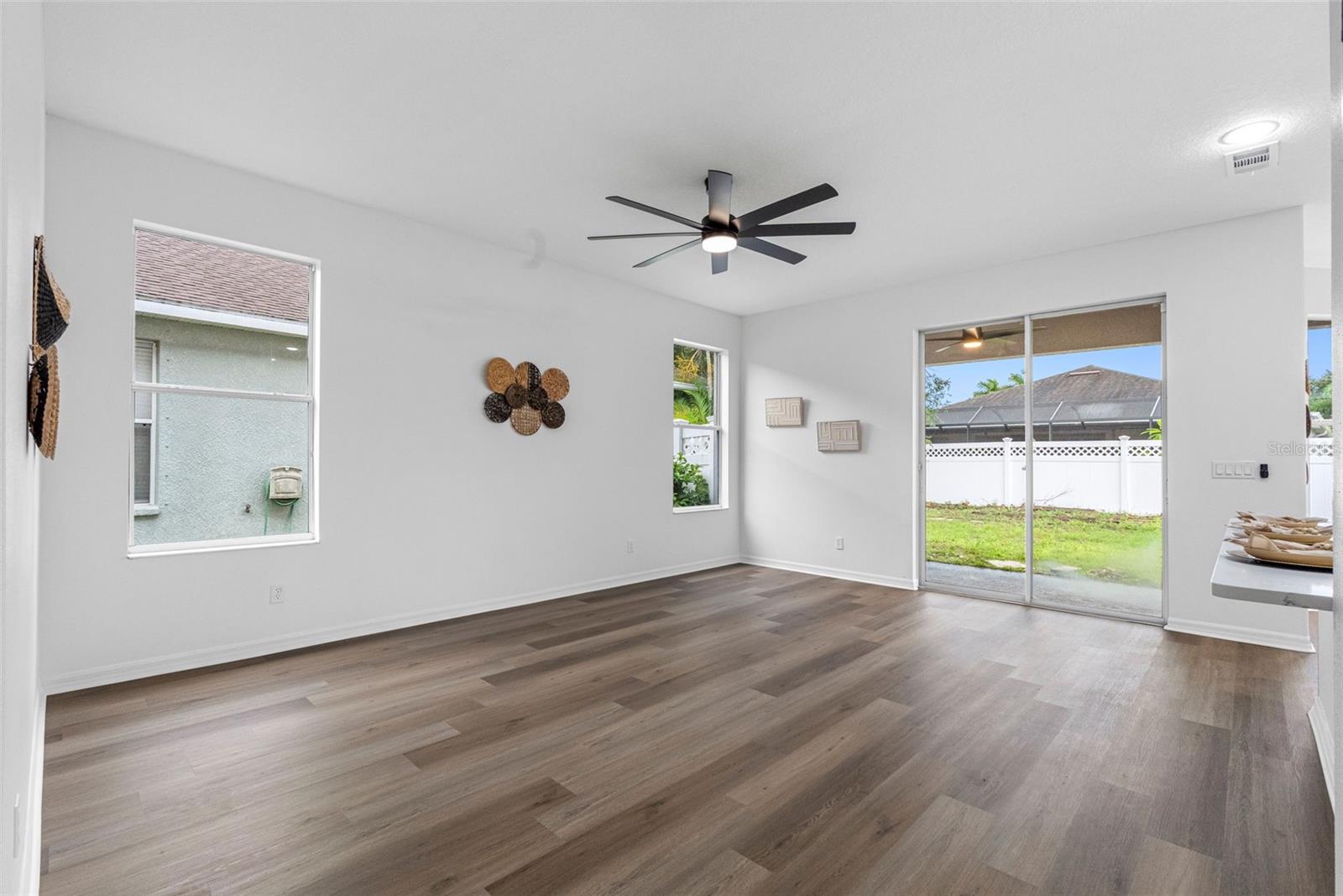 2509 RIVER BRIAR BLVD — photo 10