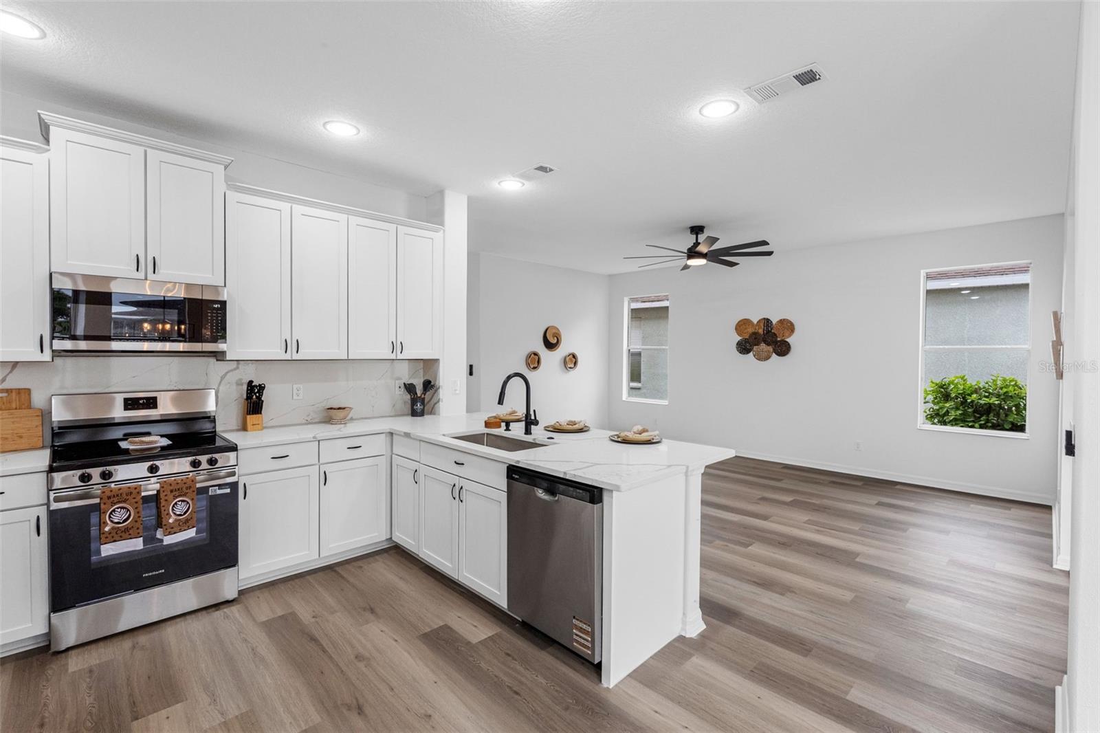 2509 RIVER BRIAR BLVD — photo 13