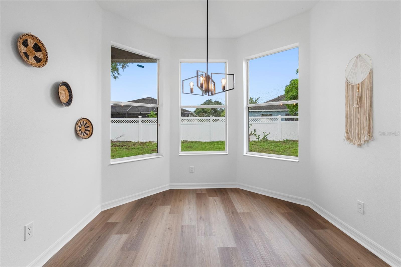2509 RIVER BRIAR BLVD — photo 15