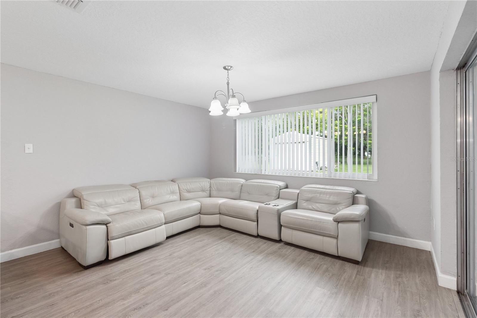 9733 DICK ST — photo 13