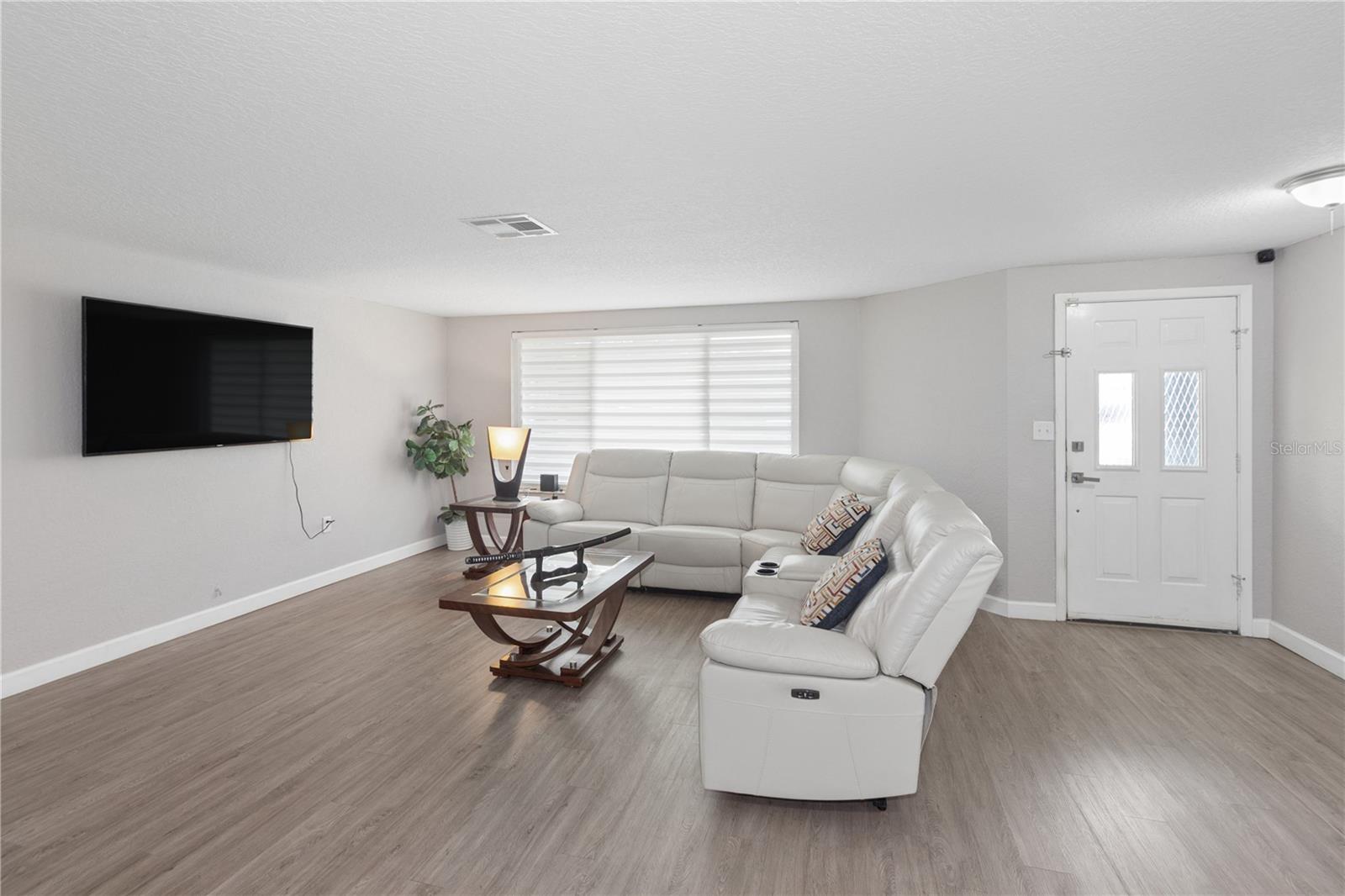 9733 DICK ST — photo 12