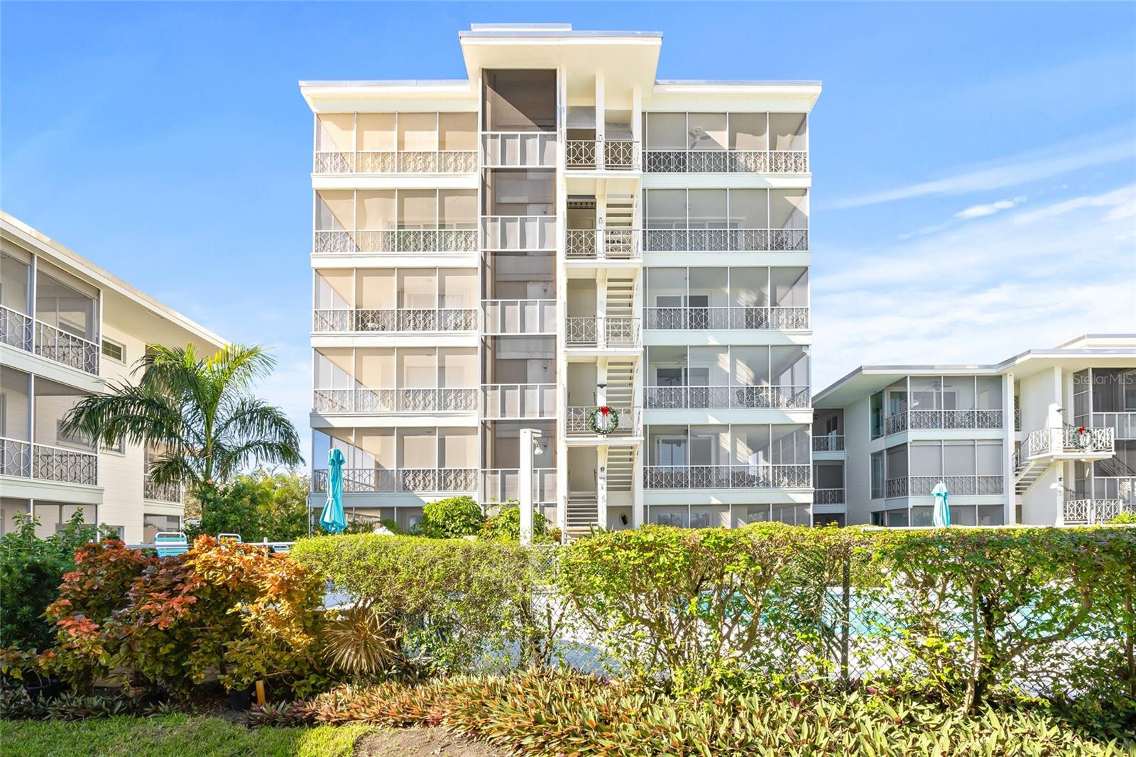 1012 N SHORE DR NE #14 — photo 38