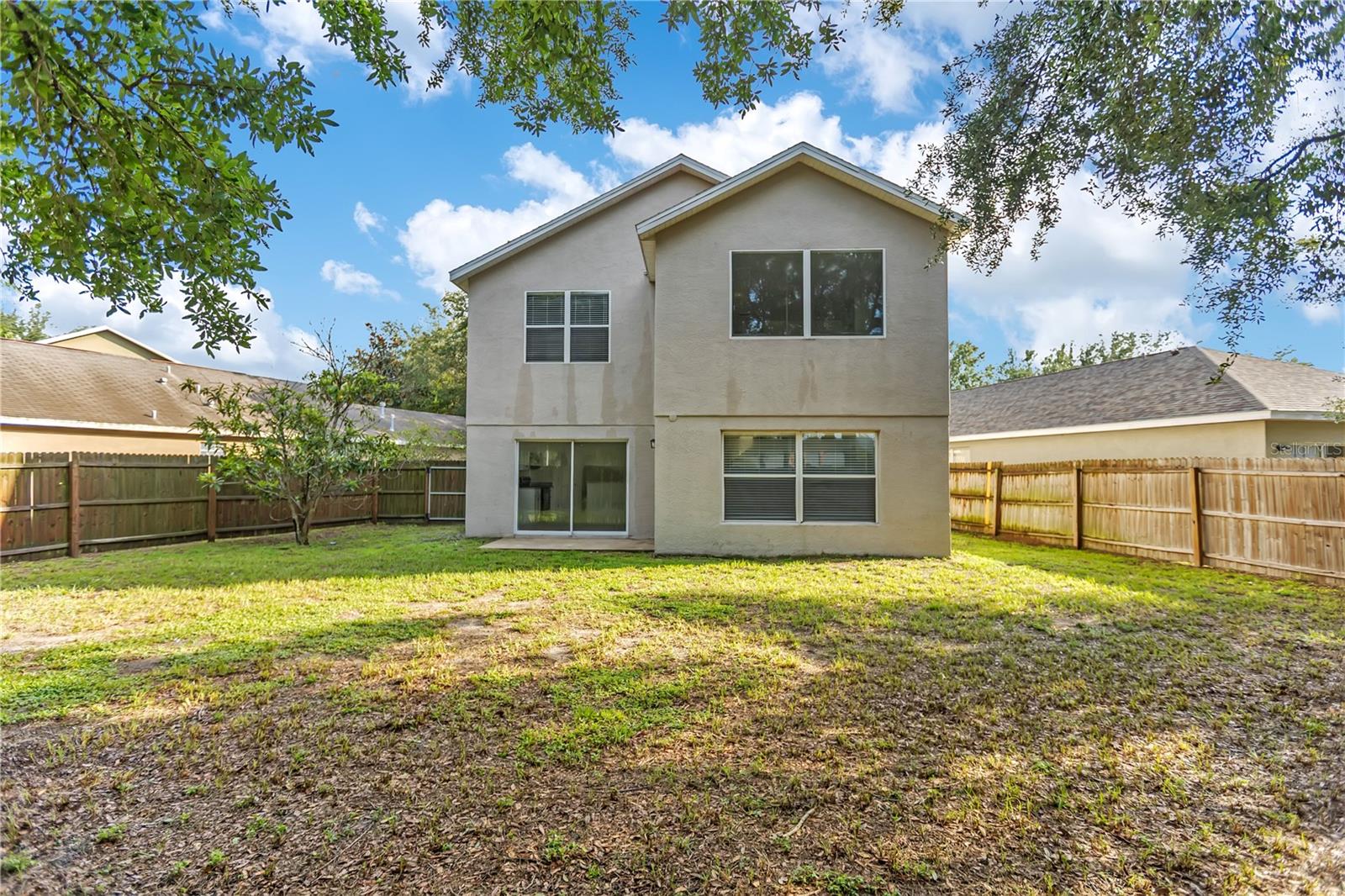 7415 OXFORD GARDEN CIR — photo 34