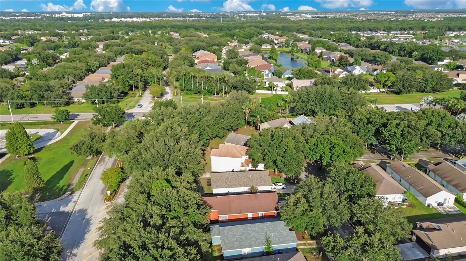 7415 OXFORD GARDEN CIR — photo 42