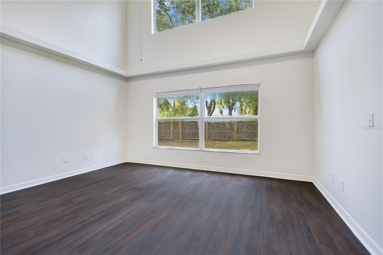 7415 OXFORD GARDEN CIR — photo 4