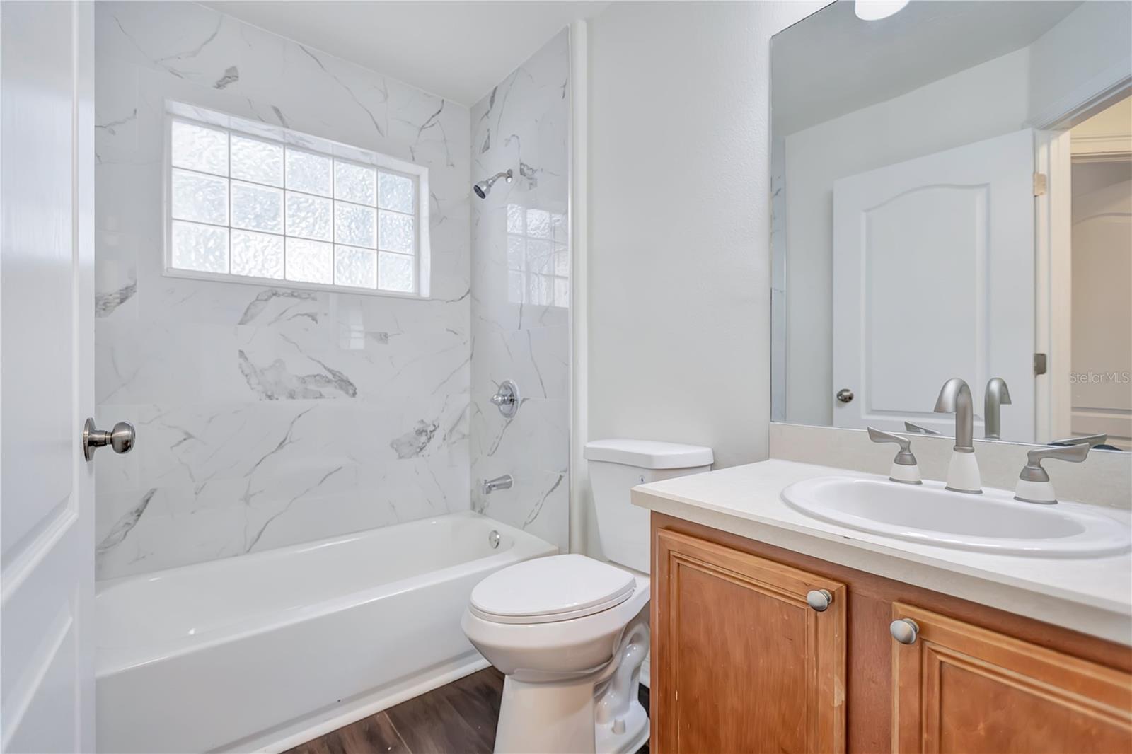7415 OXFORD GARDEN CIR — photo 19