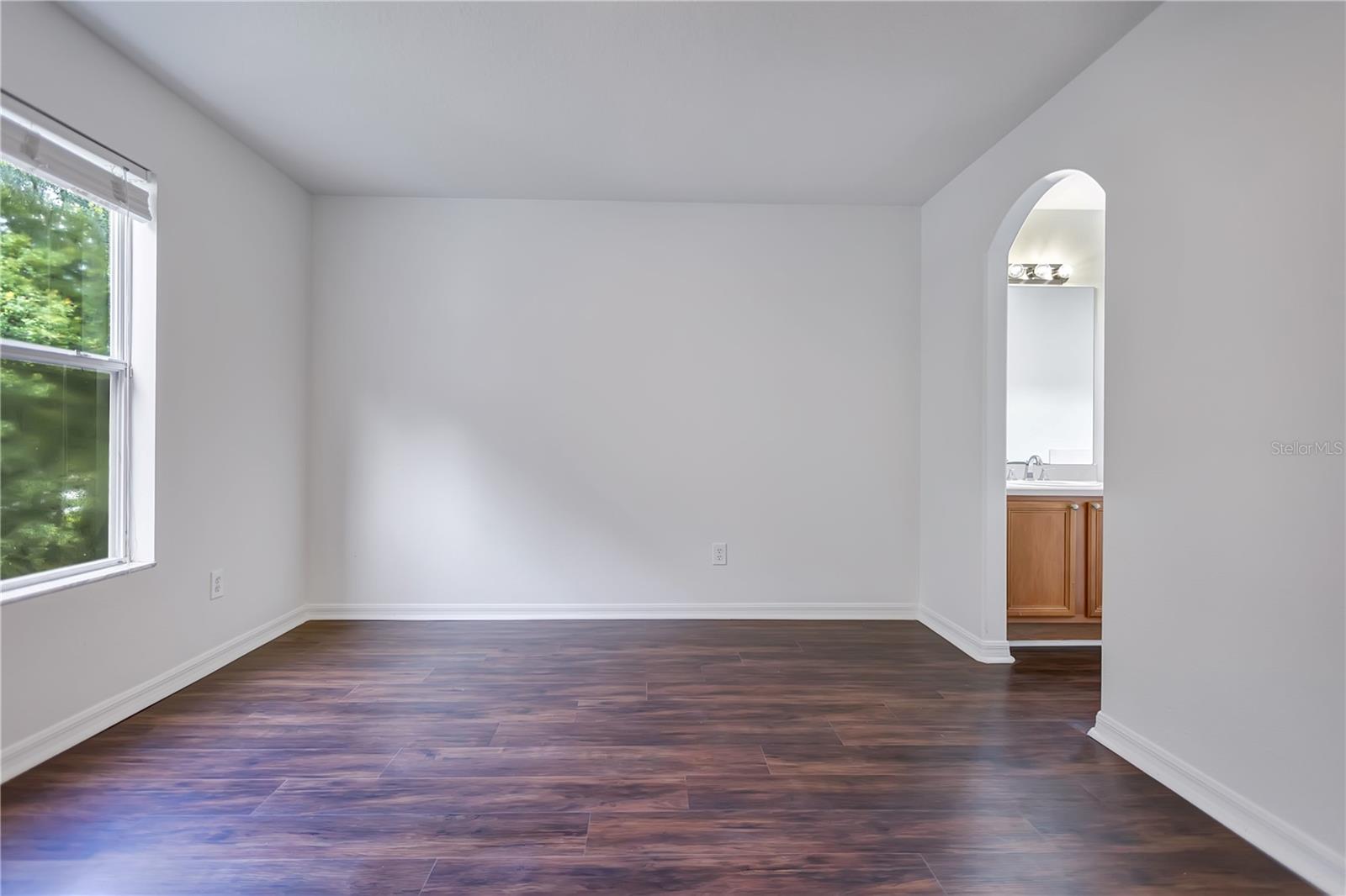 7415 OXFORD GARDEN CIR — photo 26