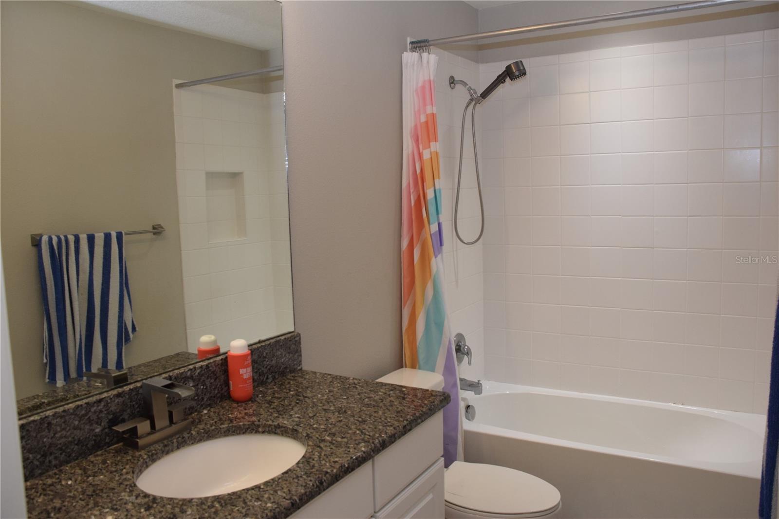 7043 SUMMER HOLLY PL — photo 10