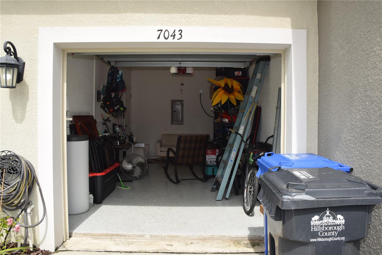 7043 SUMMER HOLLY PL — photo 3
