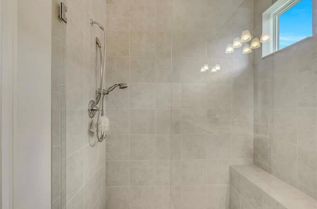11780 TAPESTRY LN — photo 24