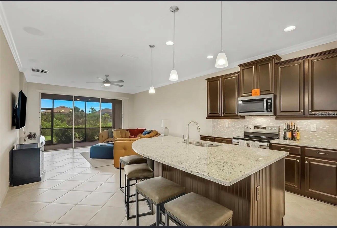11780 TAPESTRY LN — photo 8