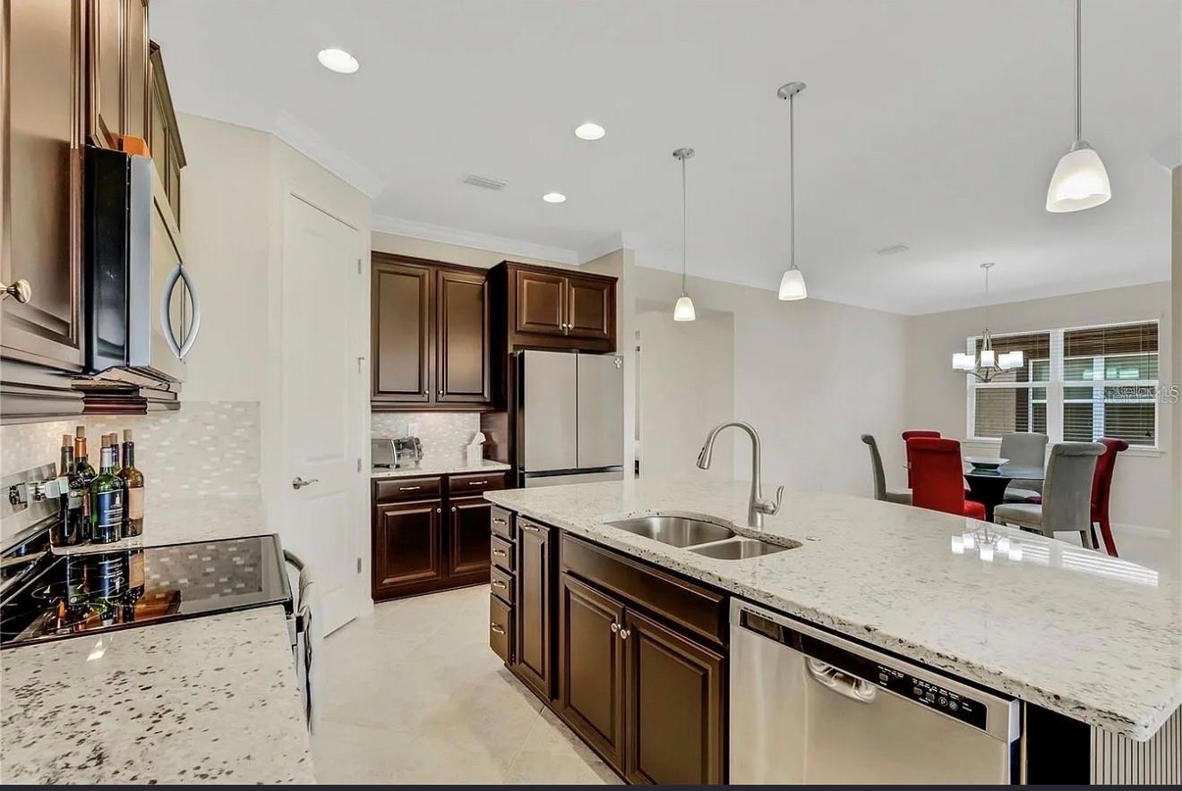 11780 TAPESTRY LN — photo 18