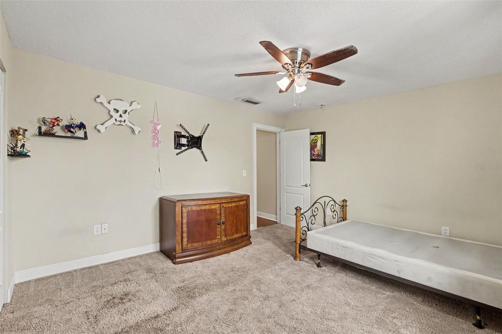 1307 BRANTWOOD DR — photo 18