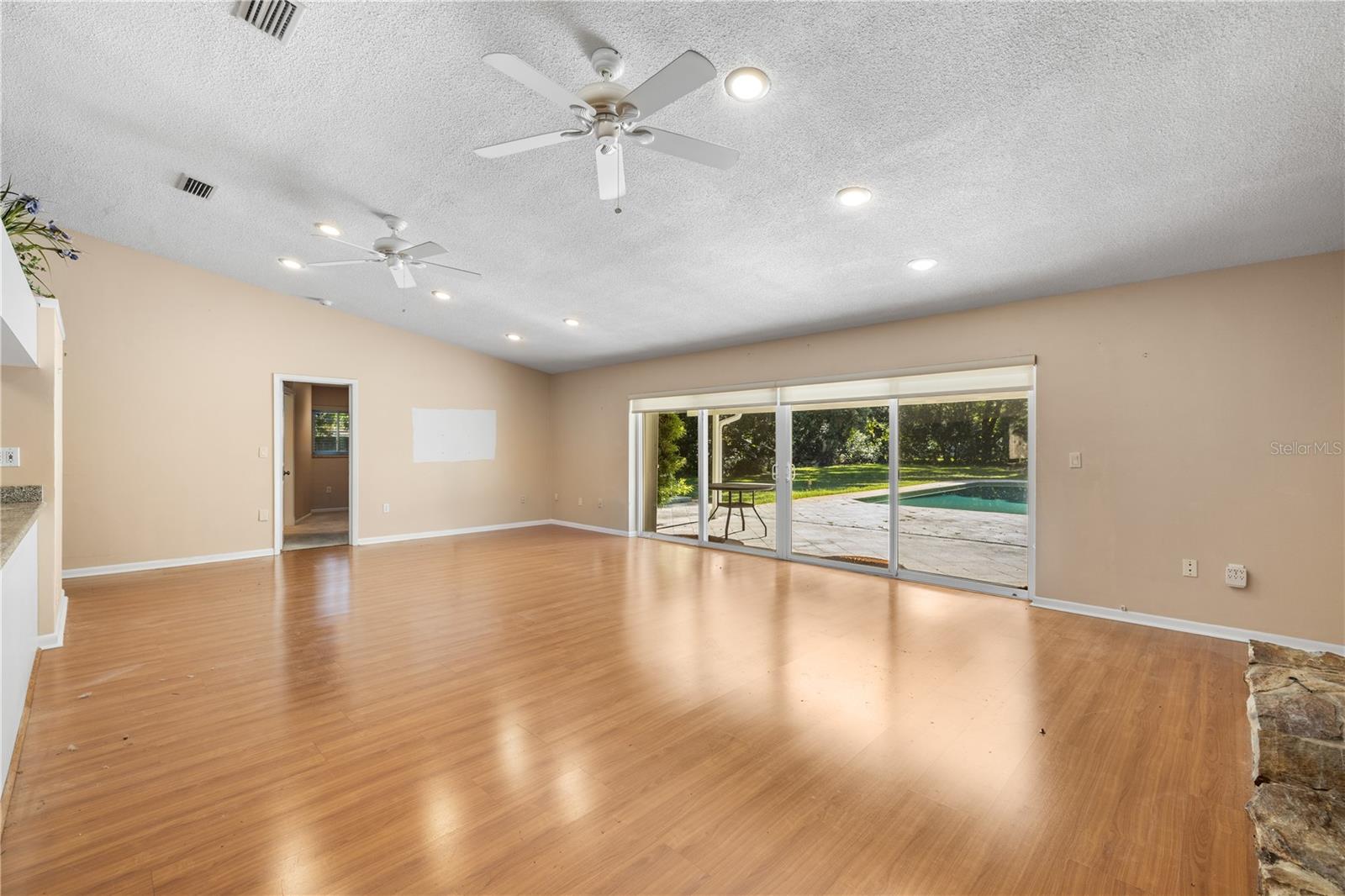 2162 LONG BOW LN — photo 58